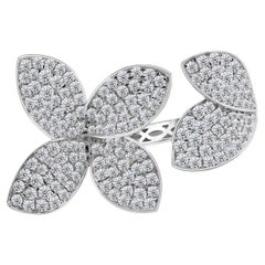 1.34 Ct. Bague en or blanc 18 carats avec diamant en forme de fleur naturelle