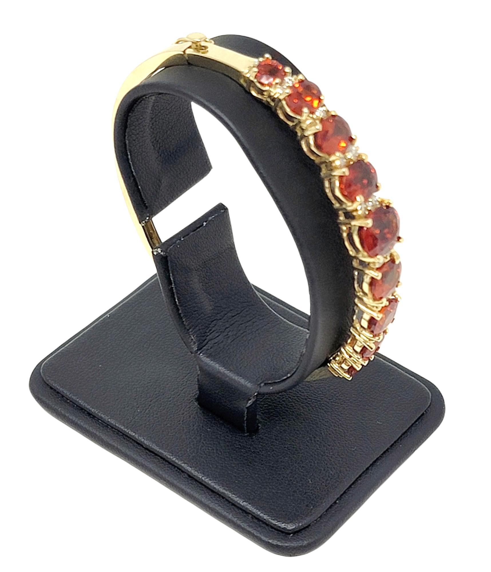 13.40 Carats Total Spessartine Garnet and Diamond Hinged Oval Bangle Bracelet For Sale 1