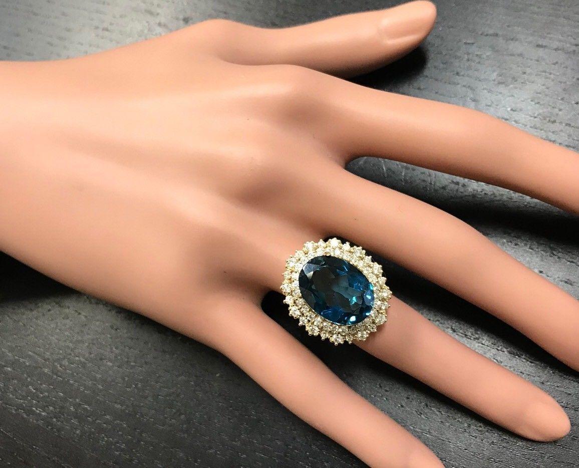 13,40 carati di topazio blu di Londra naturale e diamante Anello in oro giallo 14 carati in vendita 1