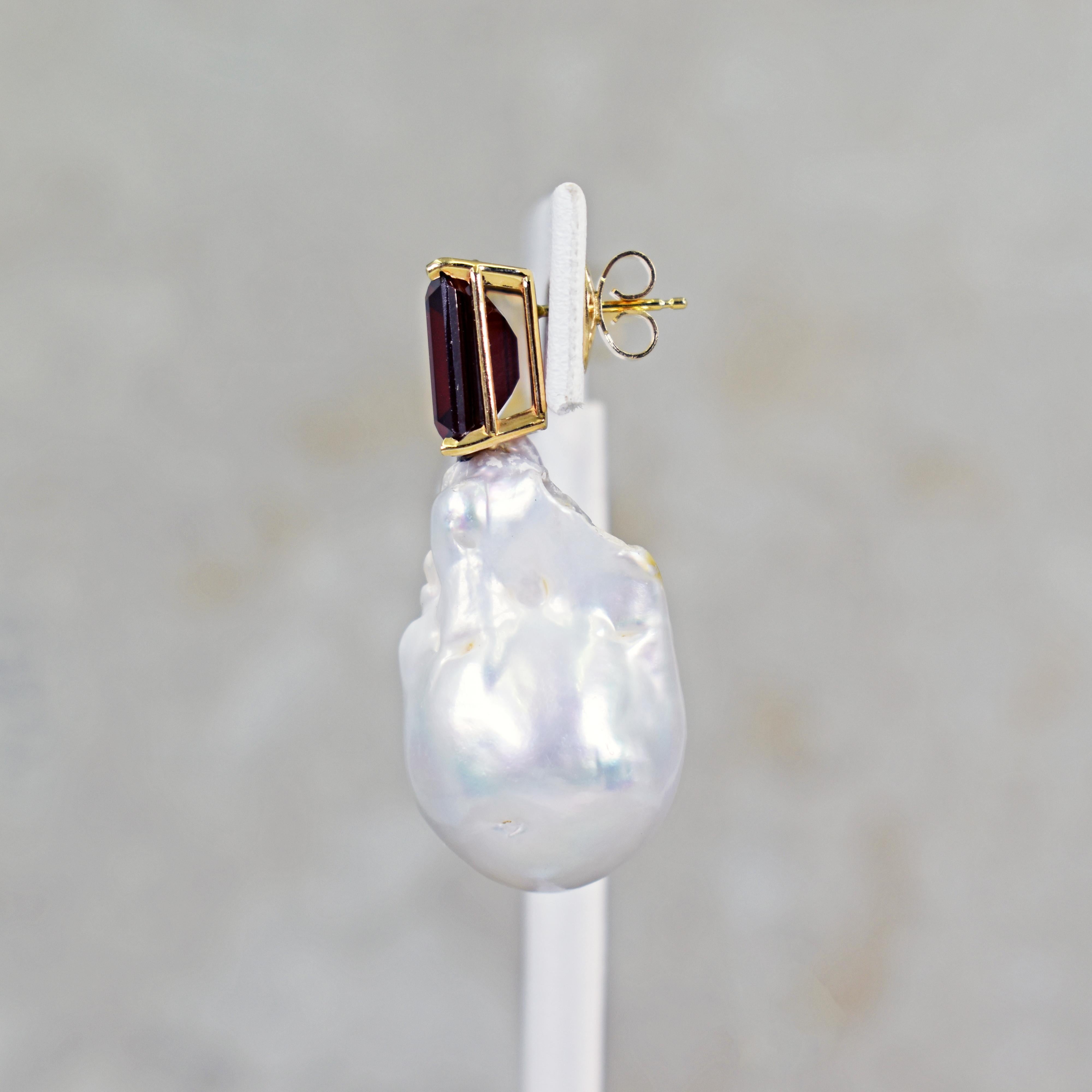 Emerald Cut 13.42 Carat Garnet and Freshwater Baroque Pearl 14 Karat Gold Drop Stud Earrings For Sale