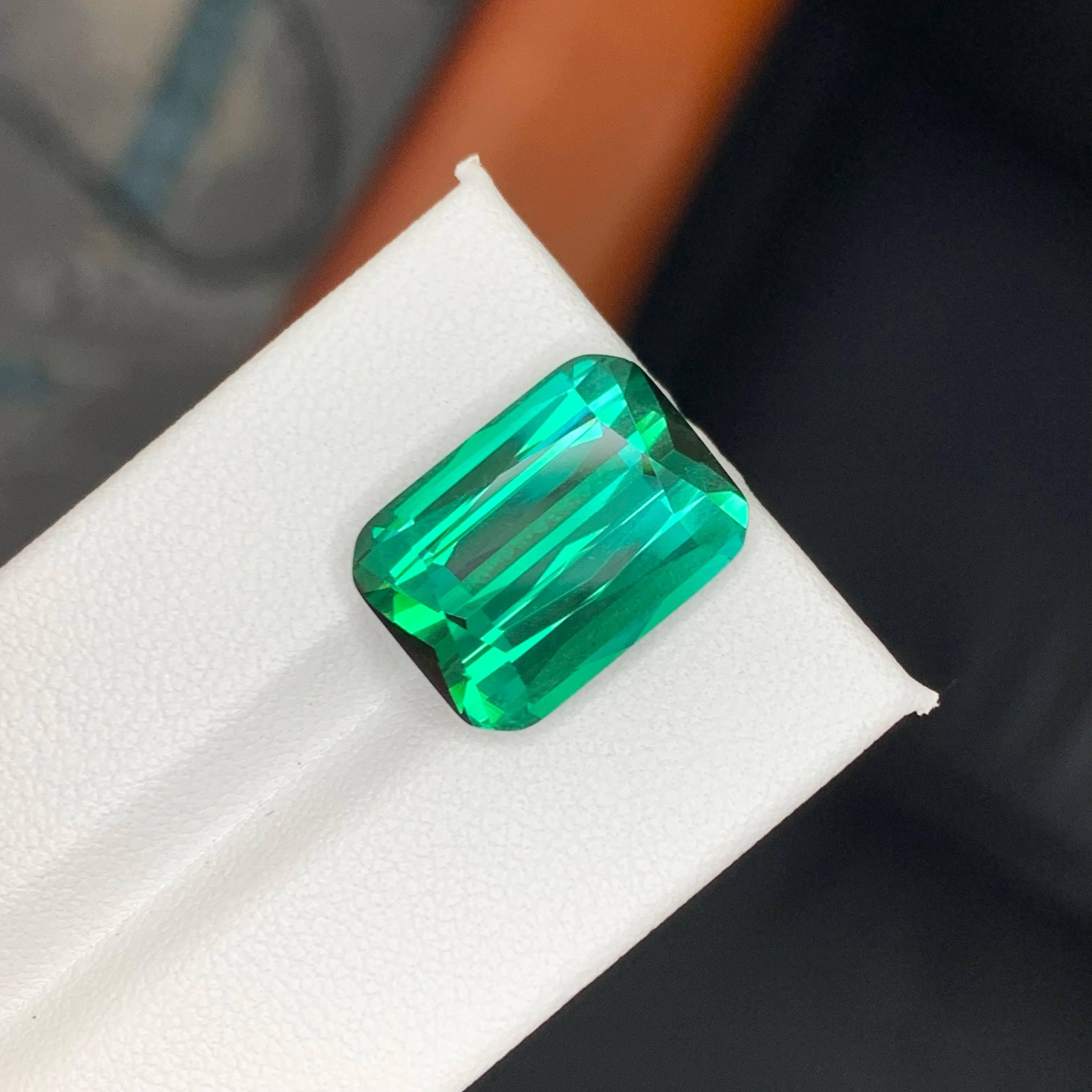 13.45 Carati di tormalina verde bluastra sfusa naturale con taglio a cuscino Gemma afgana In condizioni Nuovo in vendita a Bangkok, TH