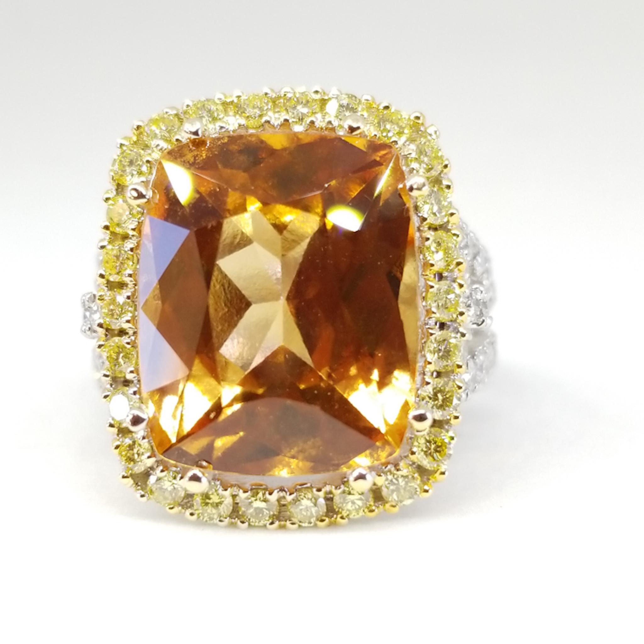 13.46 Carat Natural Grossular Garnet 1.75 Carat Canary and White Diamond Ring For Sale 6