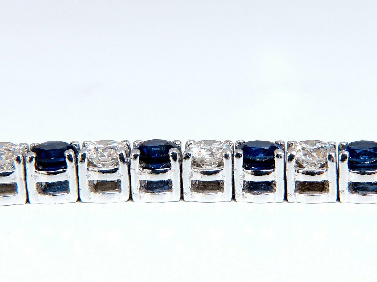 Round Cut 13.48 Carat Natural Vivid Royal Blue Round Sapphires Diamond Bracelet 14 Karat For Sale