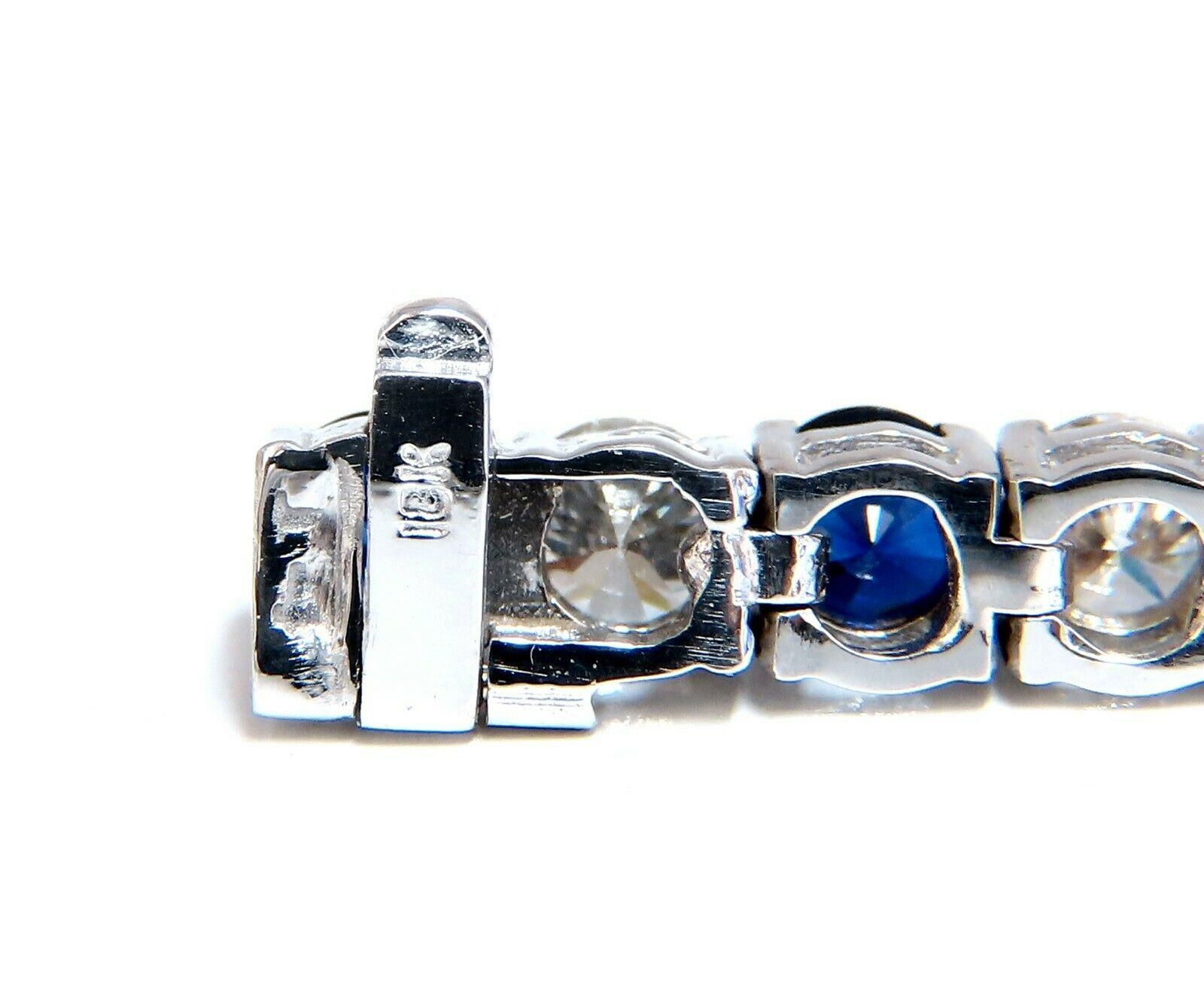 Round Cut 13.48 Carat Natural Vivid Royal Blue Round Sapphires Diamond Bracelet 14 Karat For Sale