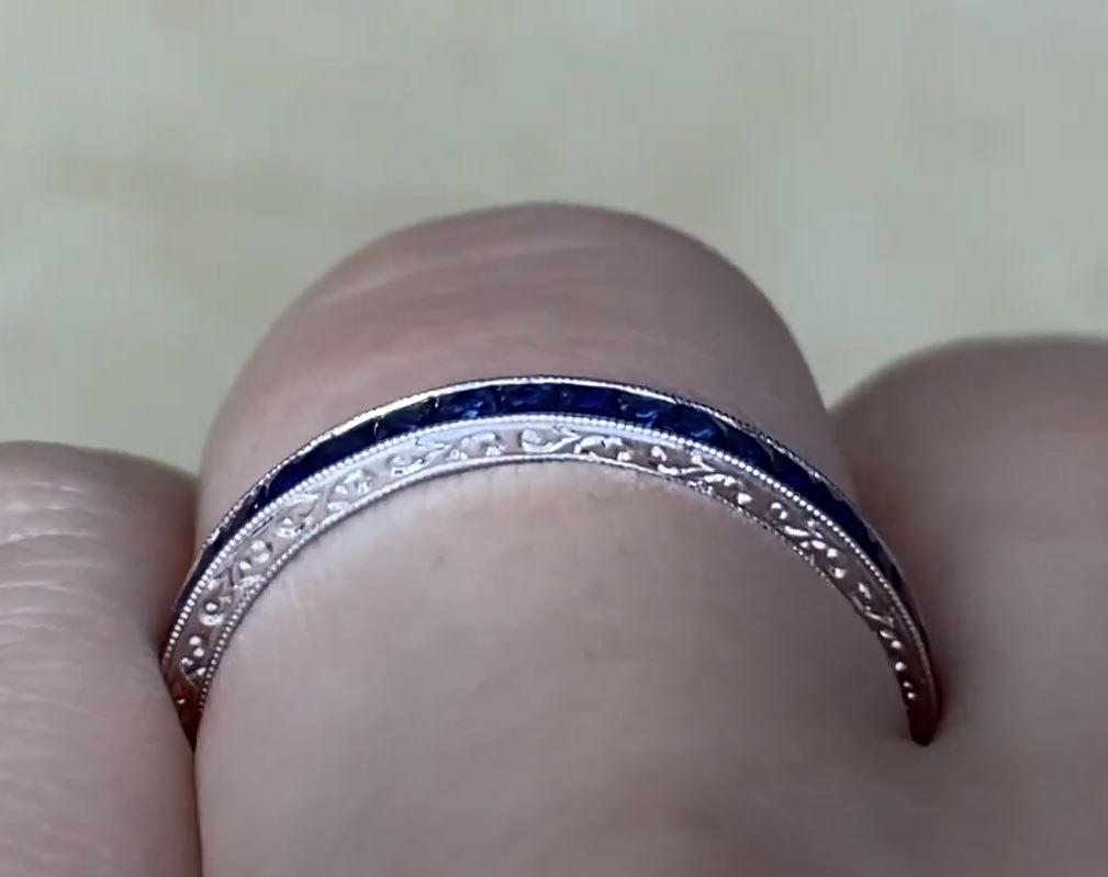 1,34 Karat Französisch geschliffener natürlicher blauer Saphir Eternity-Ring, Platin im Angebot 2
