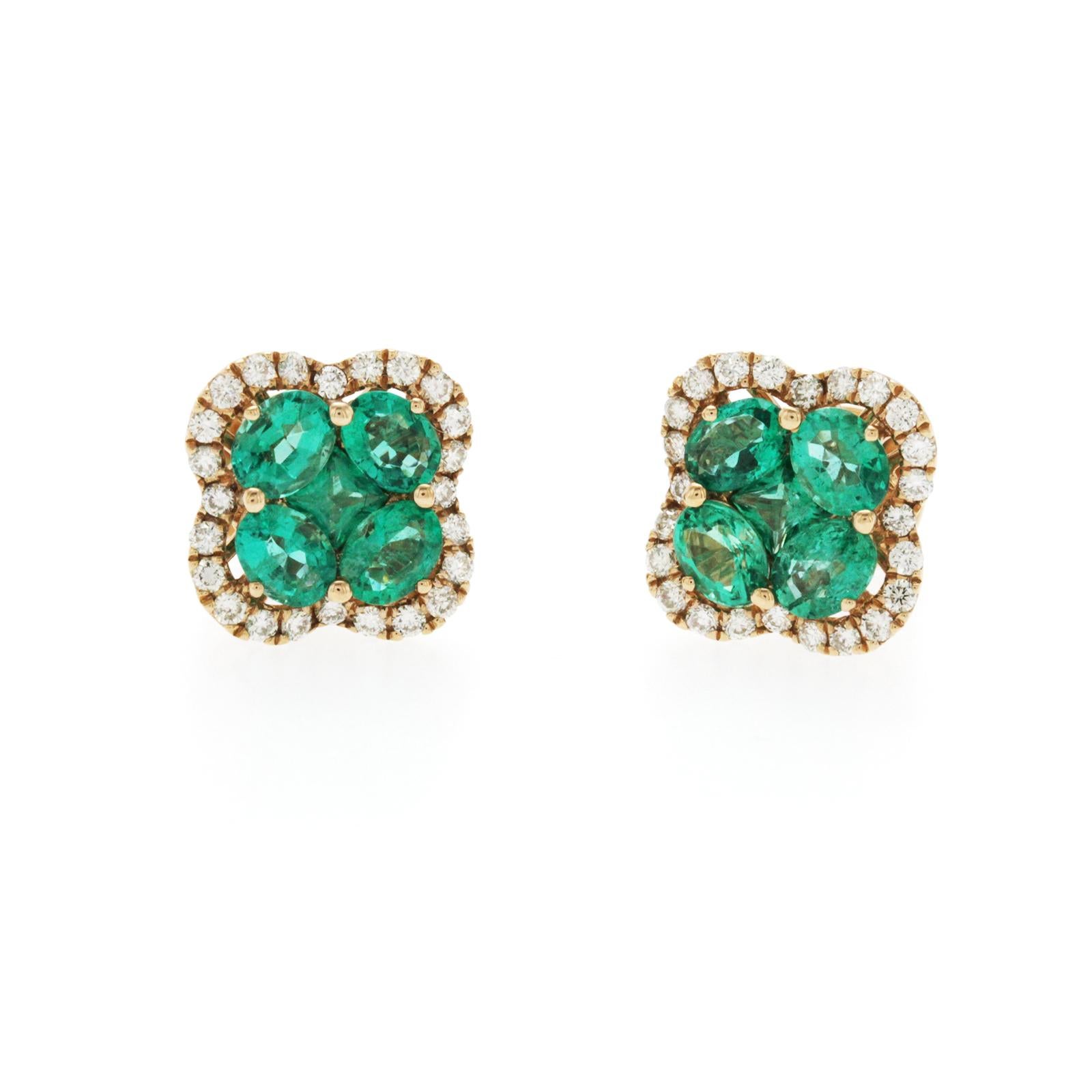 1,34 ct Esmeralda Natural 0,34 ct Diamantes Pendientes Trébol de Cuatro Hojas en Oro de 18k Corte redondo en venta