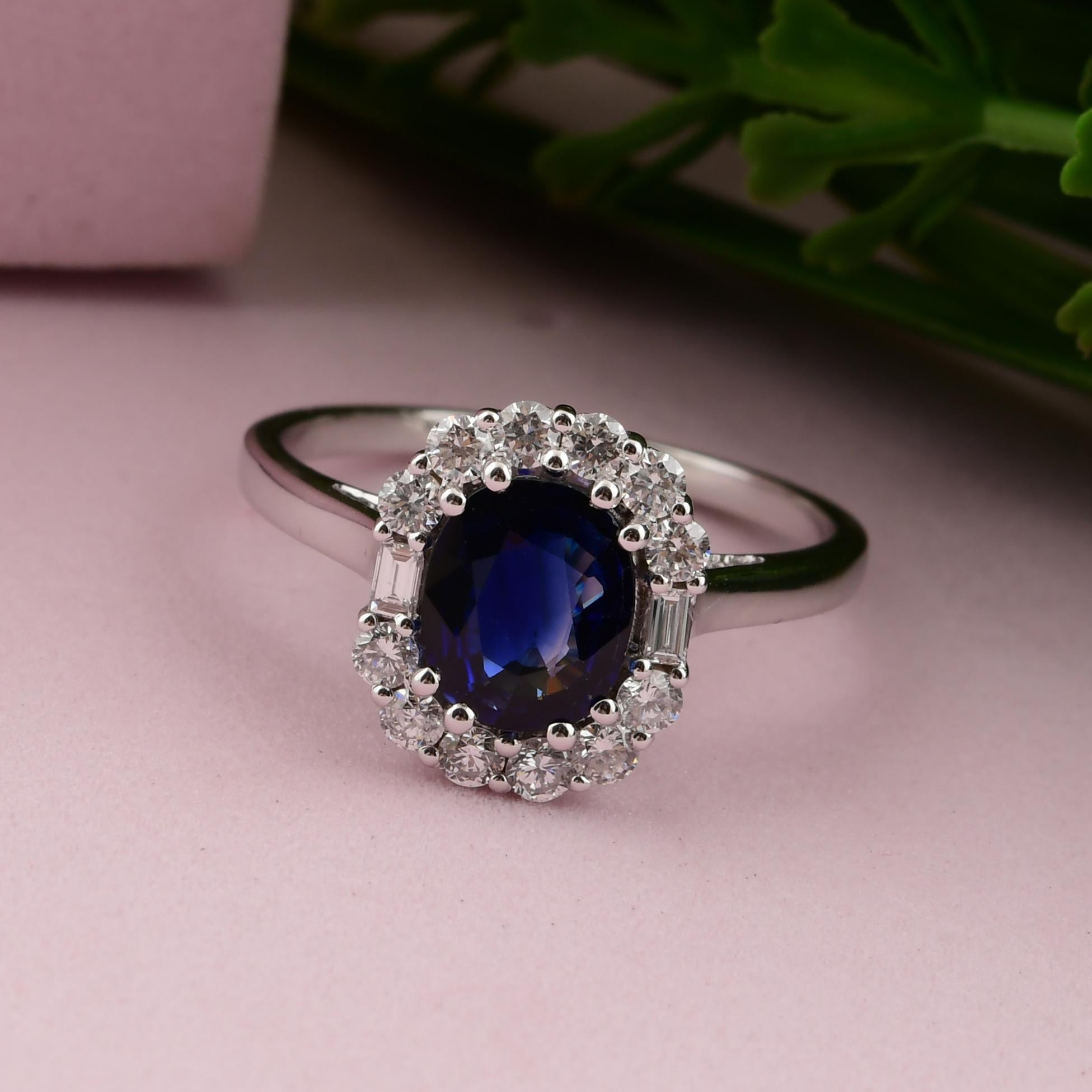 1,35 Karat Blauer Saphir 0,43 Karat SI/H Diamantring 18 Karat Weißgold Juwelier (Rundschliff) im Angebot