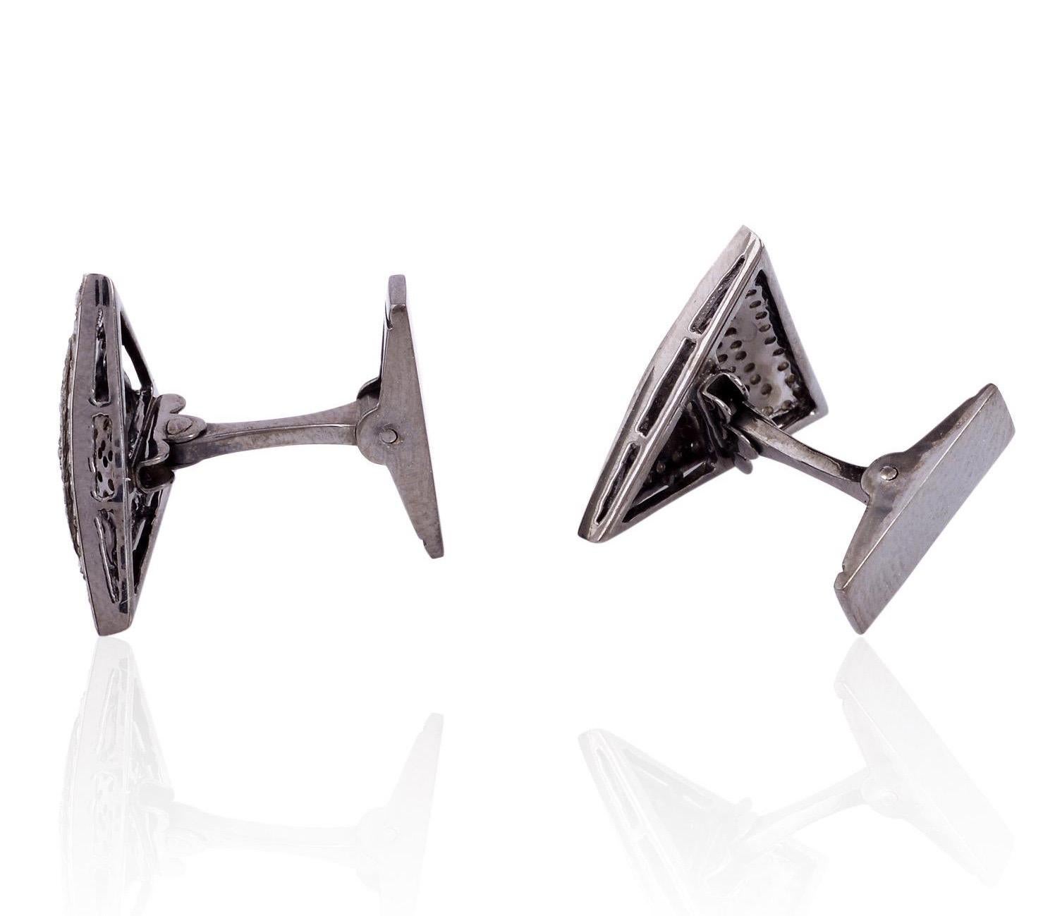 Taille simple Boutons de manchette triangulaires en diamants de 1,35 carat en vente
