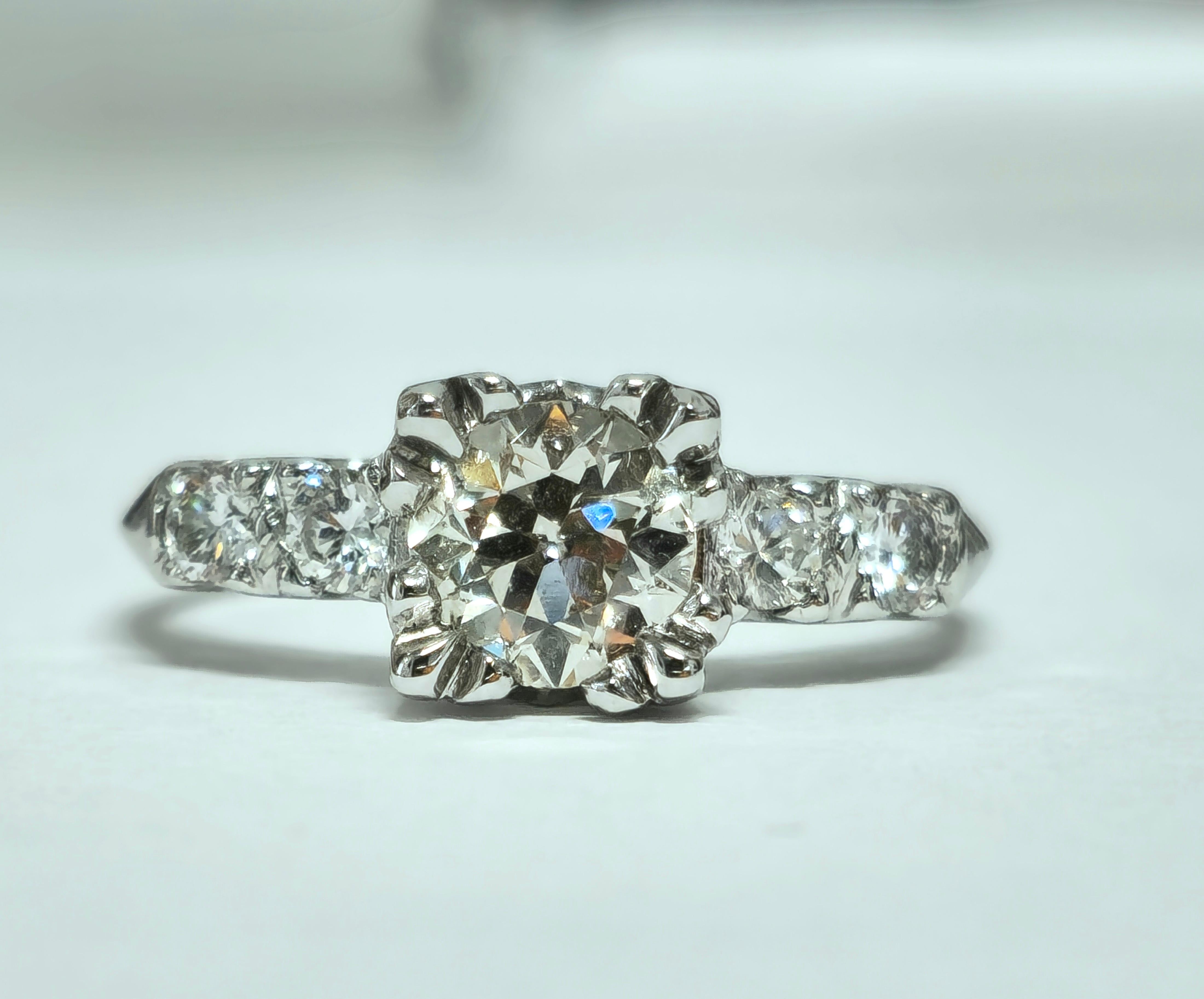 Art Deco 1.35 Carat Diamonds VS clarity, 14K Engagement Ring For Sale