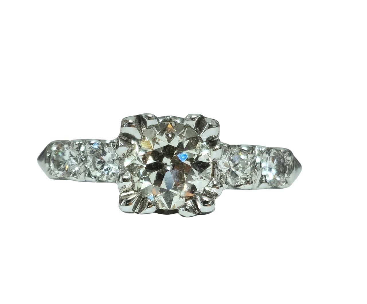 Brilliant Cut 1.35 Carat Diamonds VS clarity, 14K Engagement Ring For Sale