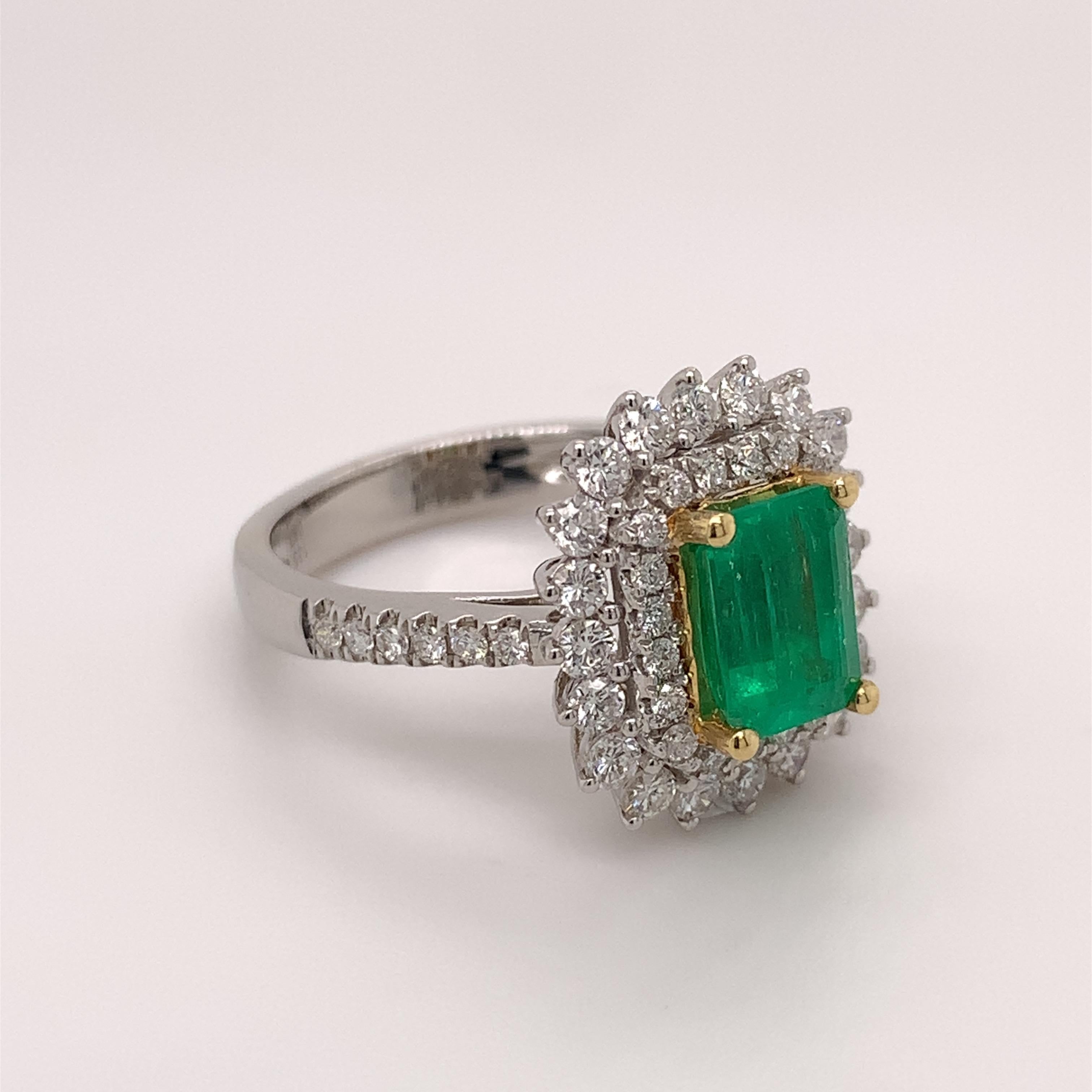 1.35 Carat Emerald Diamond Ring In New Condition In Richmond, BC
