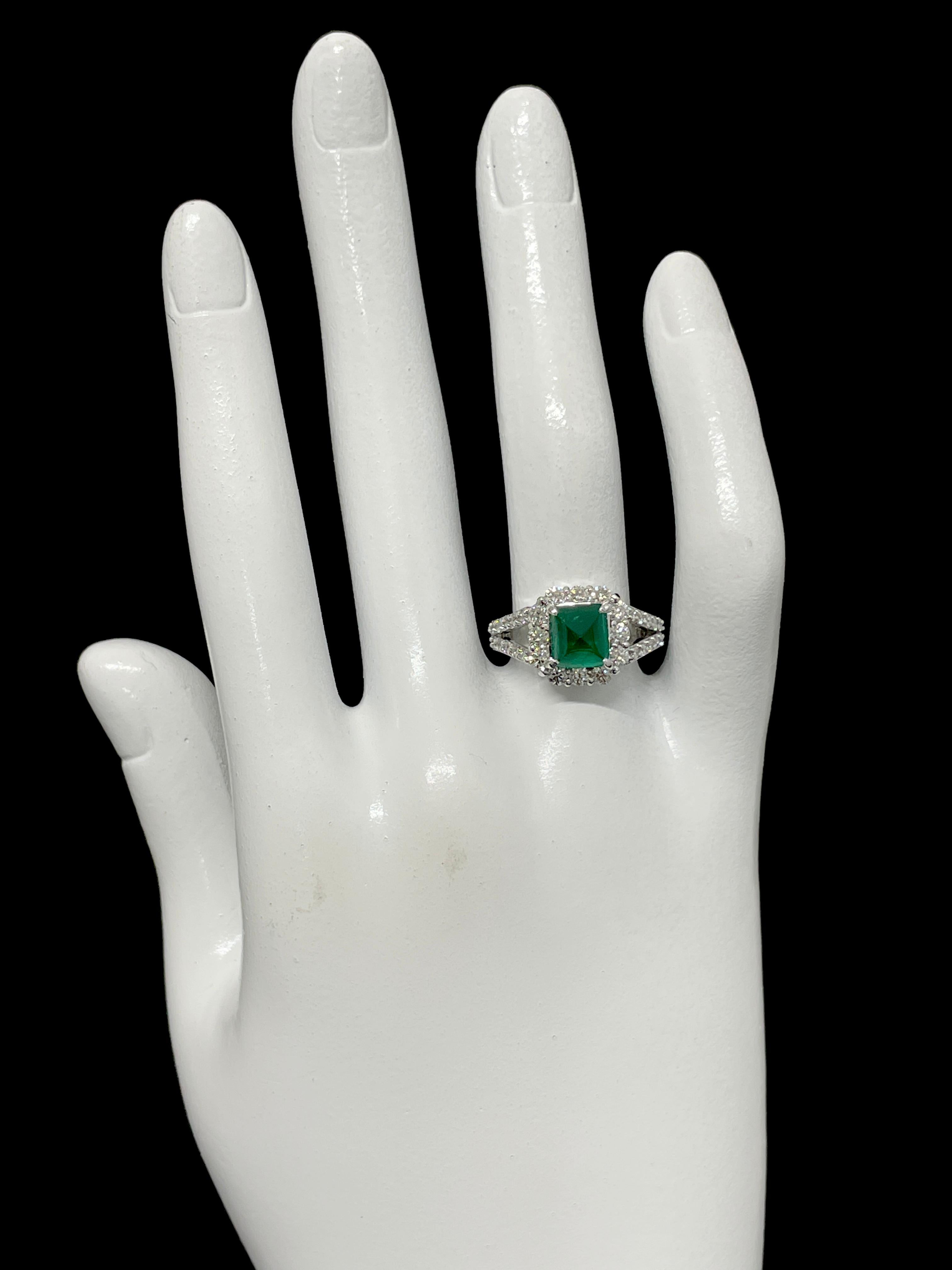 1.35 Carat Natural Emerald Sugarloaf Cabochon and Diamond Ring Set in Platinum For Sale 2