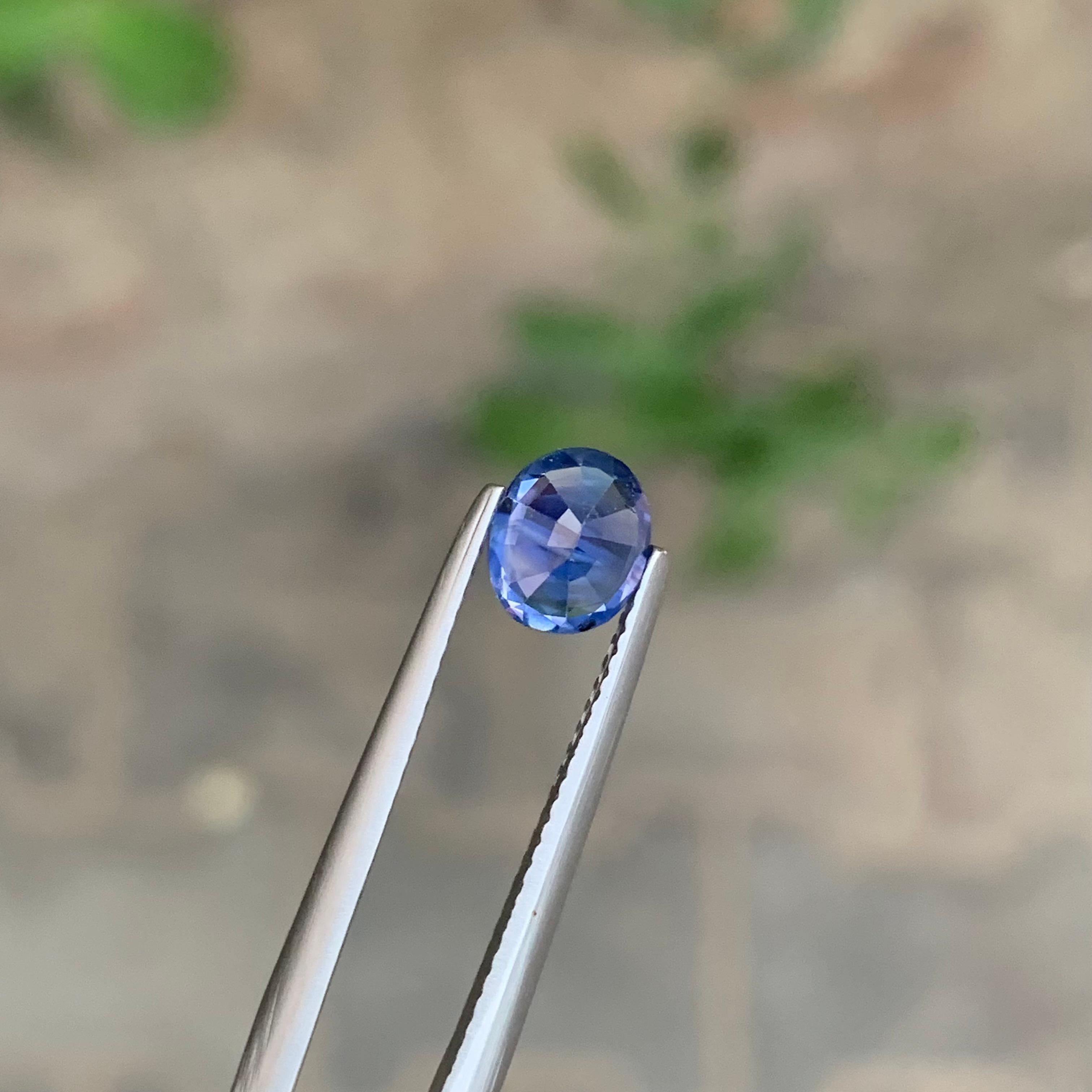 1.35 Carat Natural Loose Blue Sapphire Oval Shape Gemstone For Sale 4