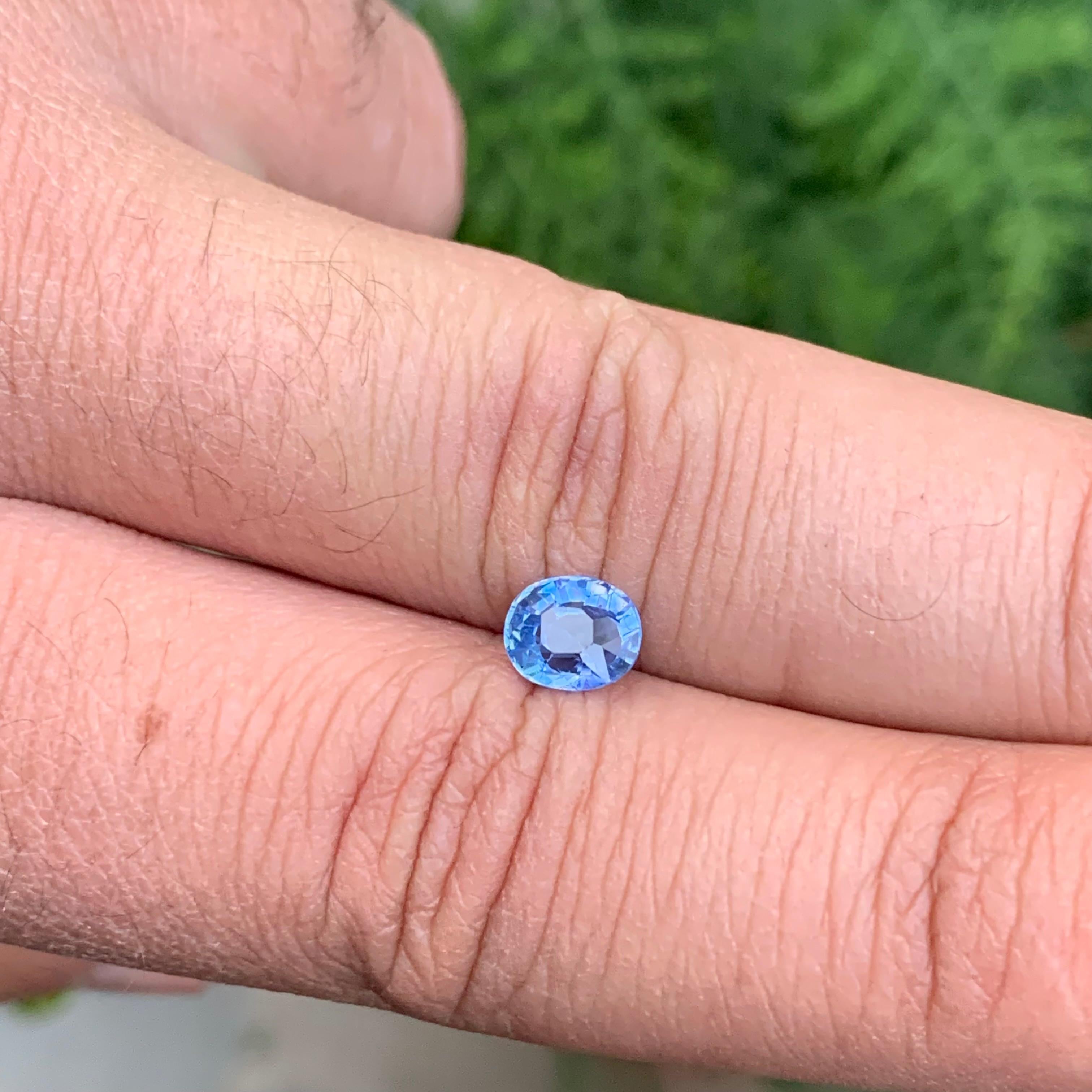 1.35 Carat Natural Loose Blue Sapphire Oval Shape Gemstone For Sale 5