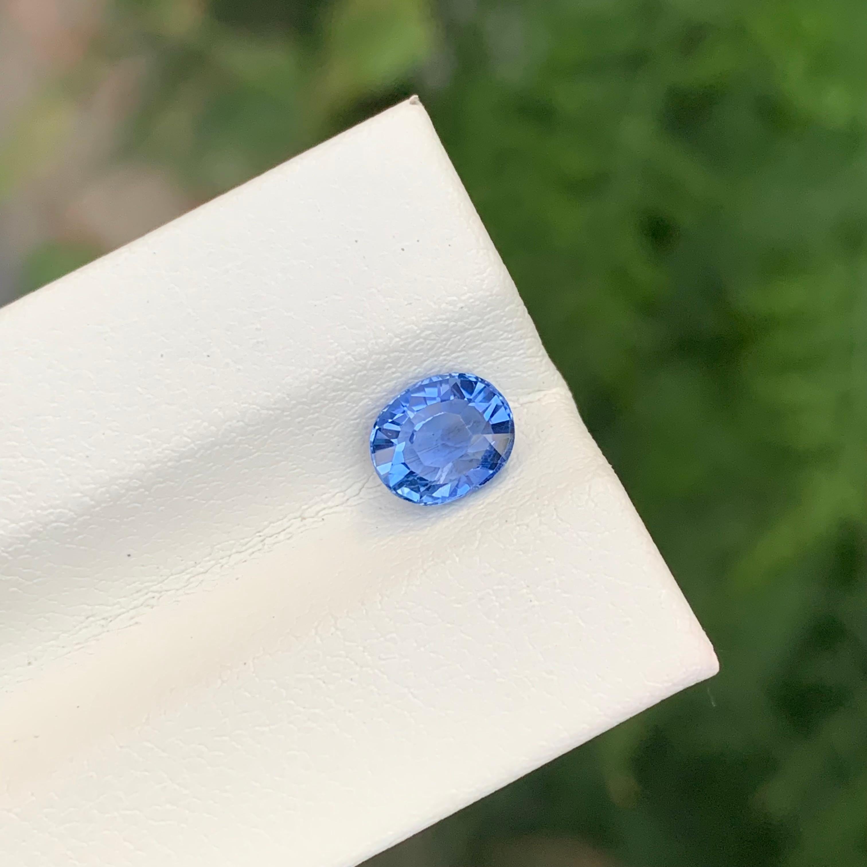 1.35 Carat Natural Loose Blue Sapphire Oval Shape Gemstone For Sale 1