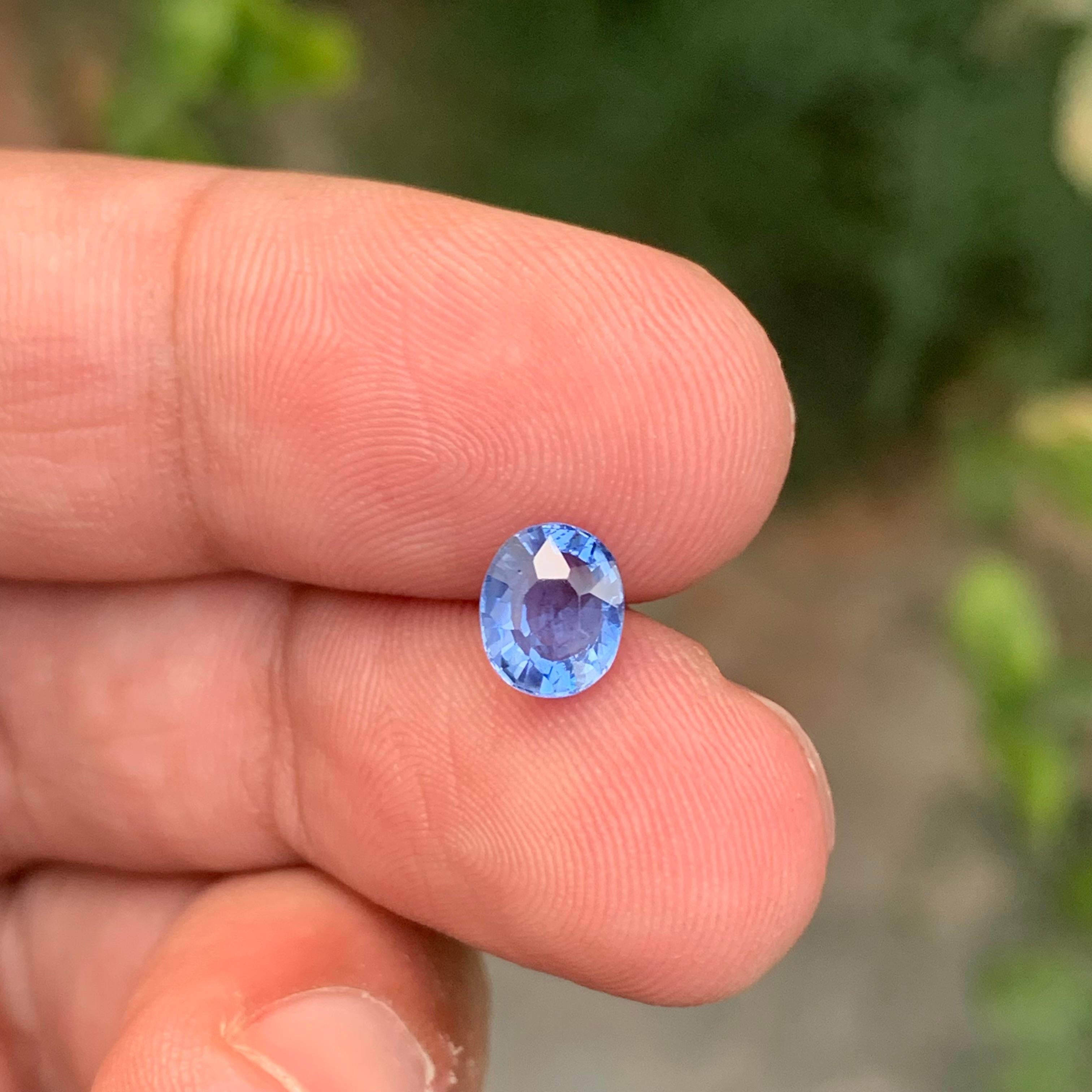 1.35 Carat Natural Loose Blue Sapphire Oval Shape Gemstone For Sale 3