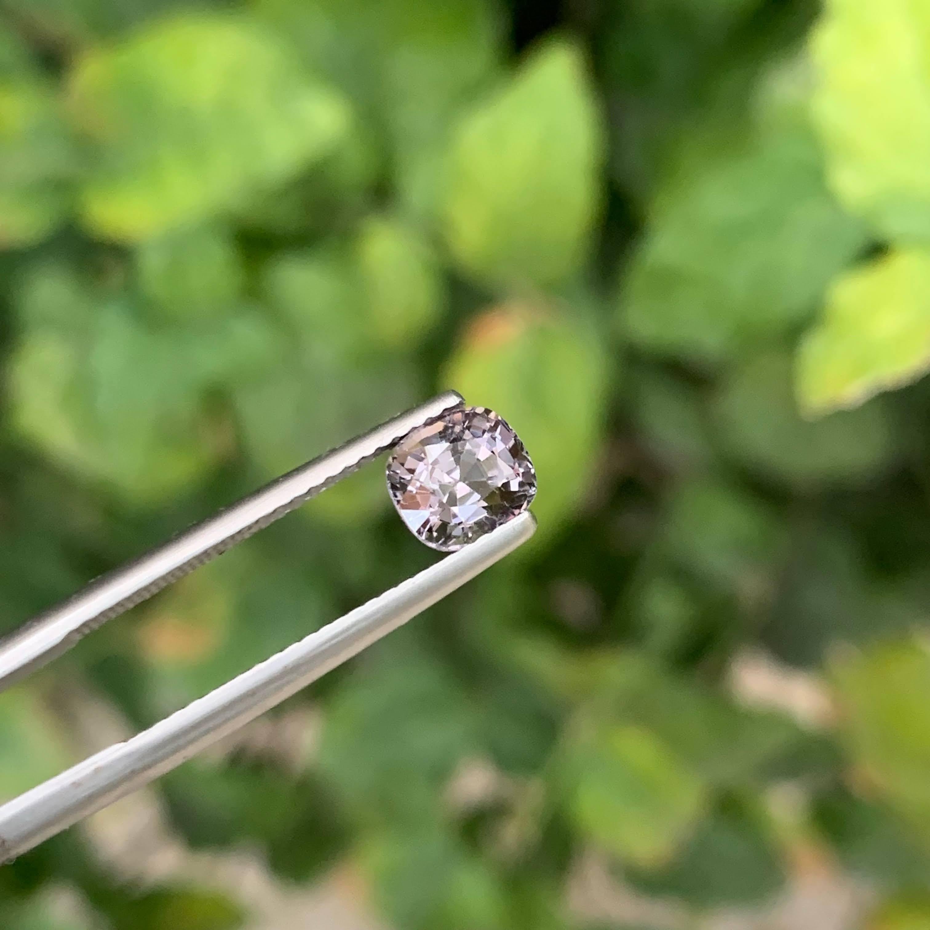 1.35 carati di Spinello birmano grigio naturale sfuso, pietra preziosa tagliata a cuscino in vendita 5