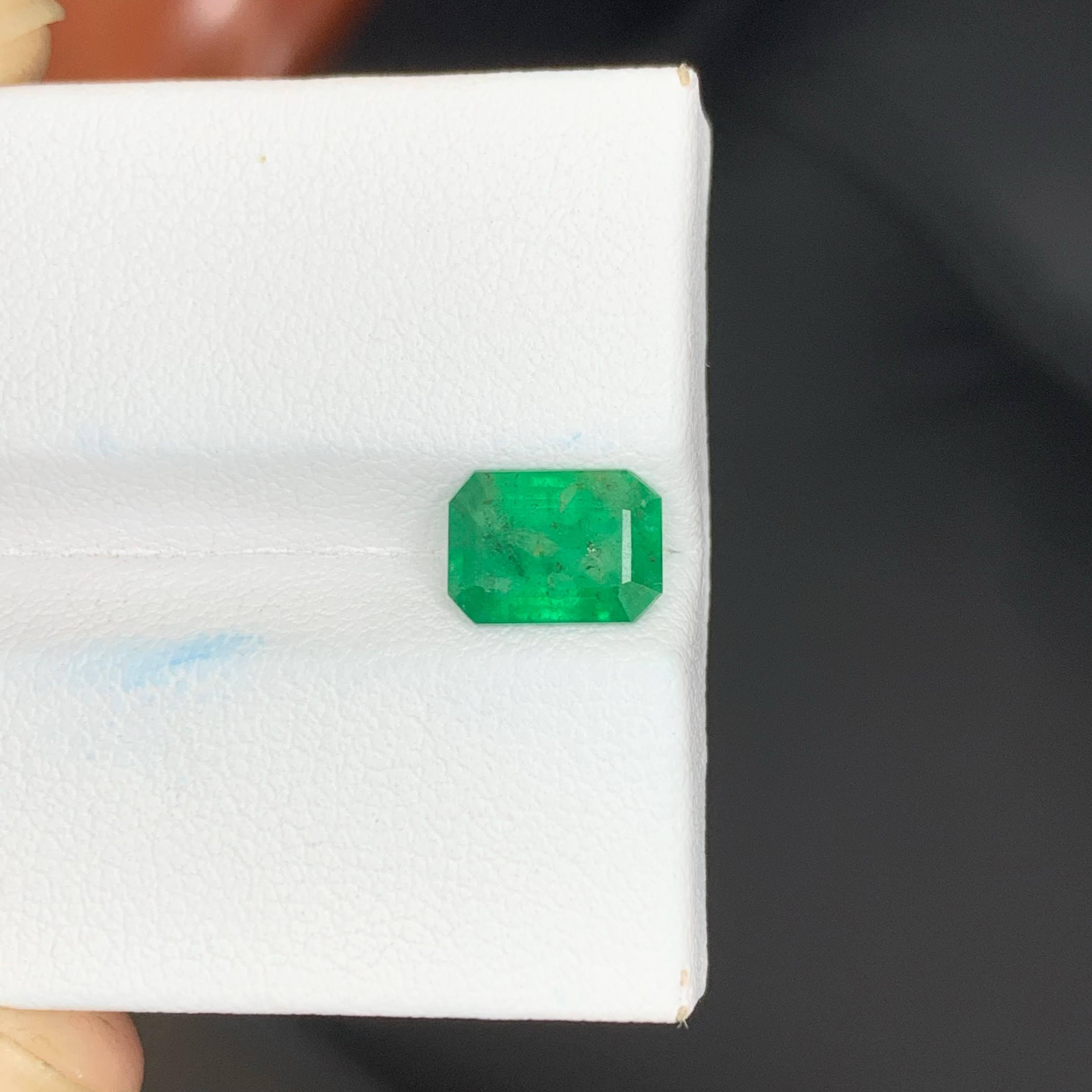 1.35 Carat Natural Loose Green Emerald Gemstone Emerald Cut From Swat Pakistan (Smaragdschliff) im Angebot