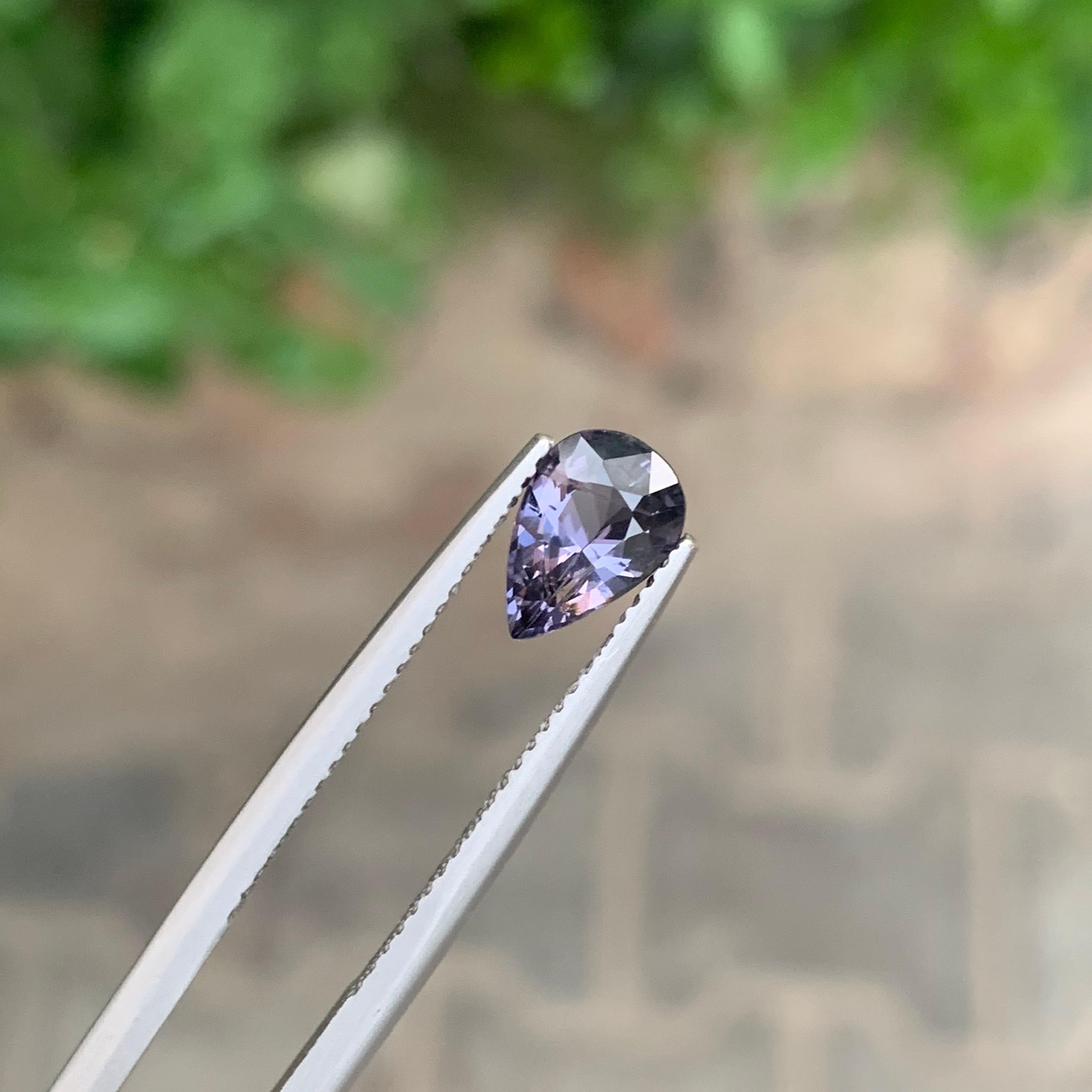 1,35 Carati Nature Spinello viola sciolto a forma di pera Gemma dalla Tanzania in vendita 6