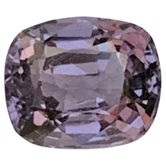 1,35 Karat natürlicher loser lila-grauer Spinell mit Kissenschliff burmesischer Edelstein