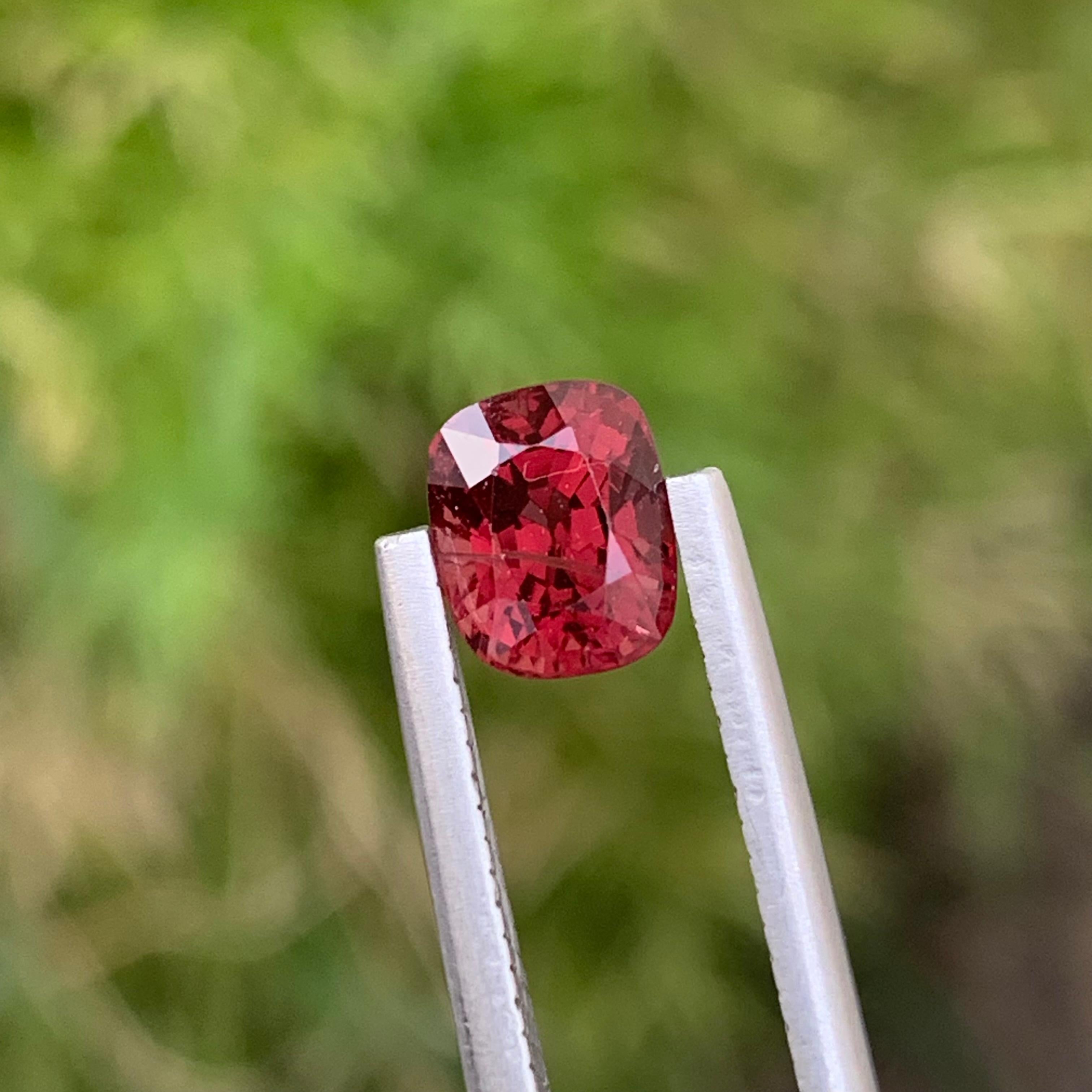 1,35 Karat natürlicher loser roter Granatapfel, Saatfarbe, Spinell aus Burma-Mine für Damen oder Herren im Angebot