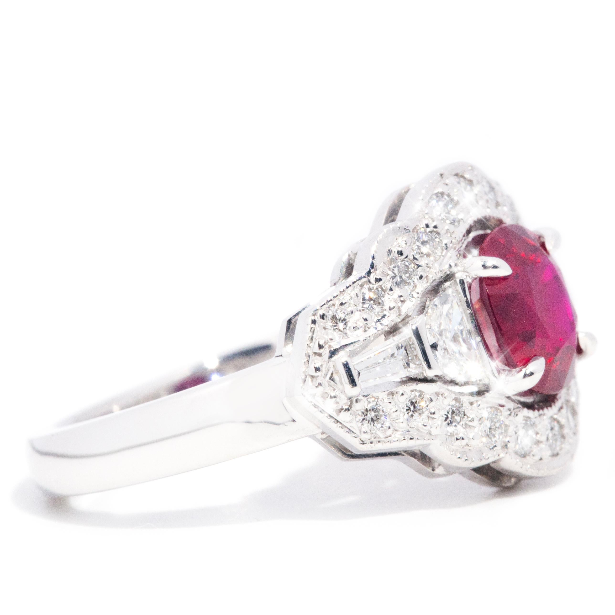 1.35 Carat Oval Red Ruby and Diamond Contemporary 18 Carat Gold Cluster Ring For Sale 2