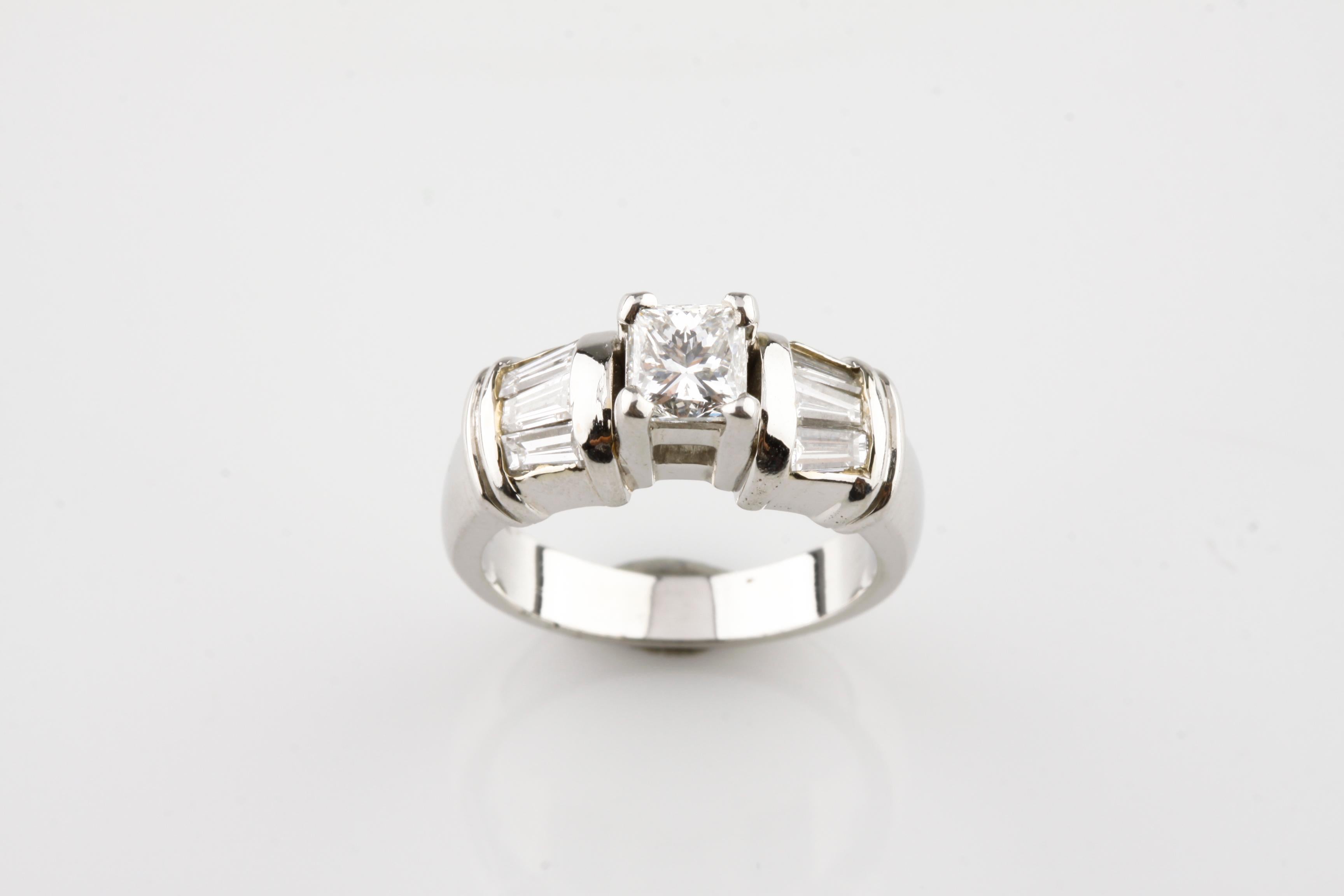 1.35 Carat Princess Cut Diamond Platinum Engagement Ring In Good Condition For Sale In Sherman Oaks, CA