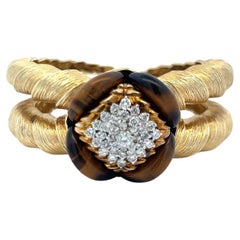 1.35 Carat Round Brilliant H VS Diamond 18 Karat Yellow Gold Bangle Bracelet