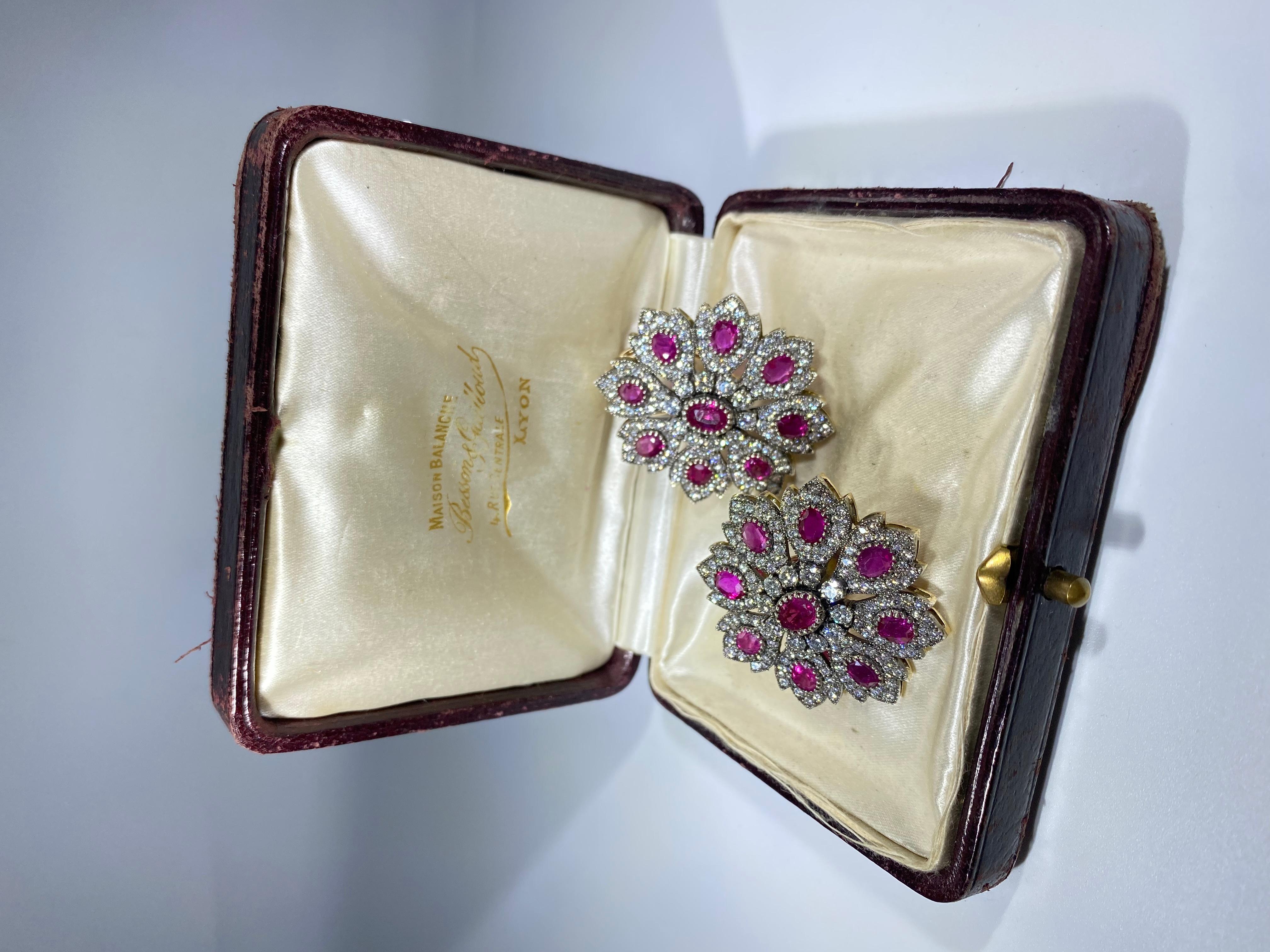 Ohrring aus 18 Karat Gold mit 13,5 Karat Rubin und 8,3 Karat Diamant Damen im Angebot