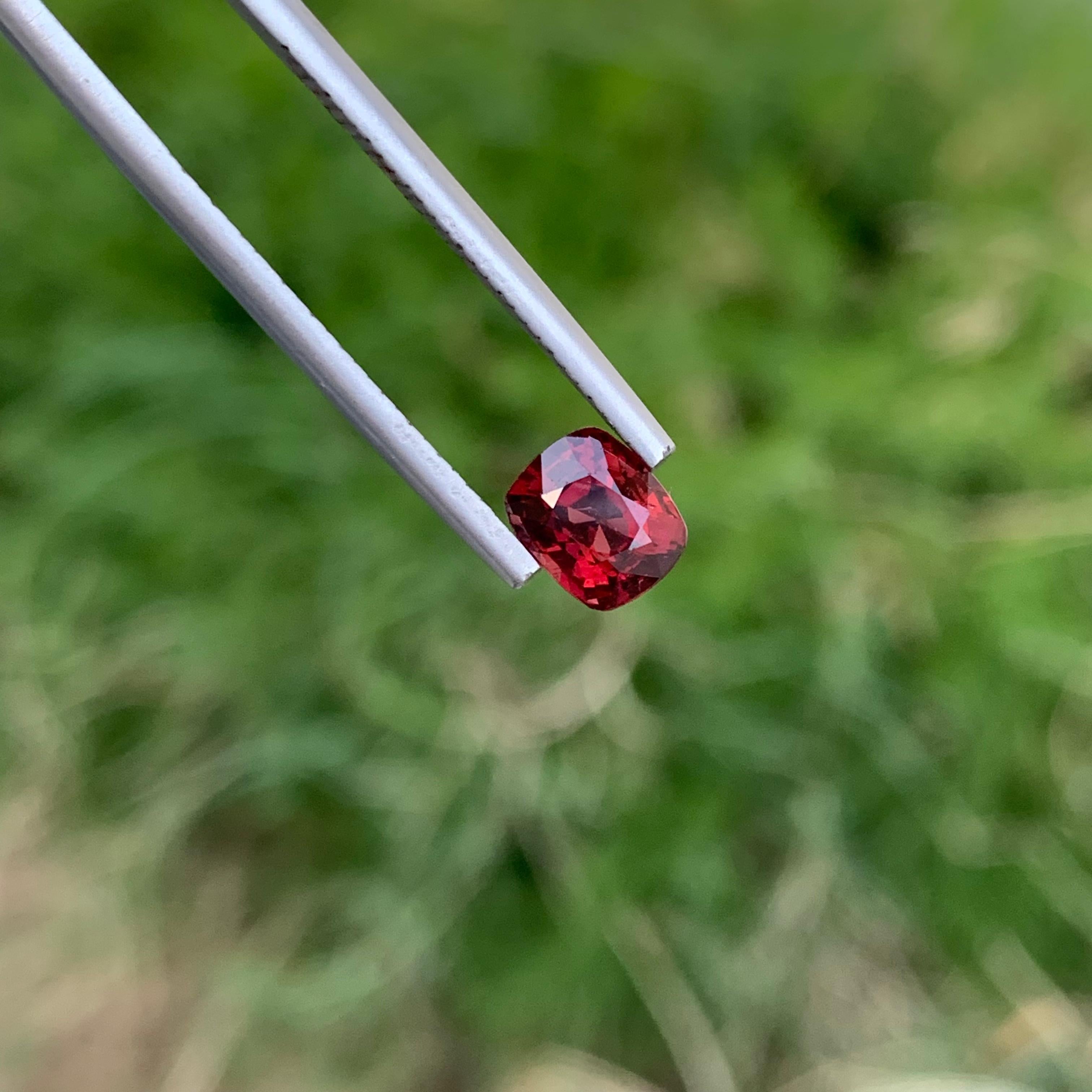 Cushion Cut 1.35 Carats Natural Loose Burmese Red Spinel Ring Gemstone Cushion Shape For Sale