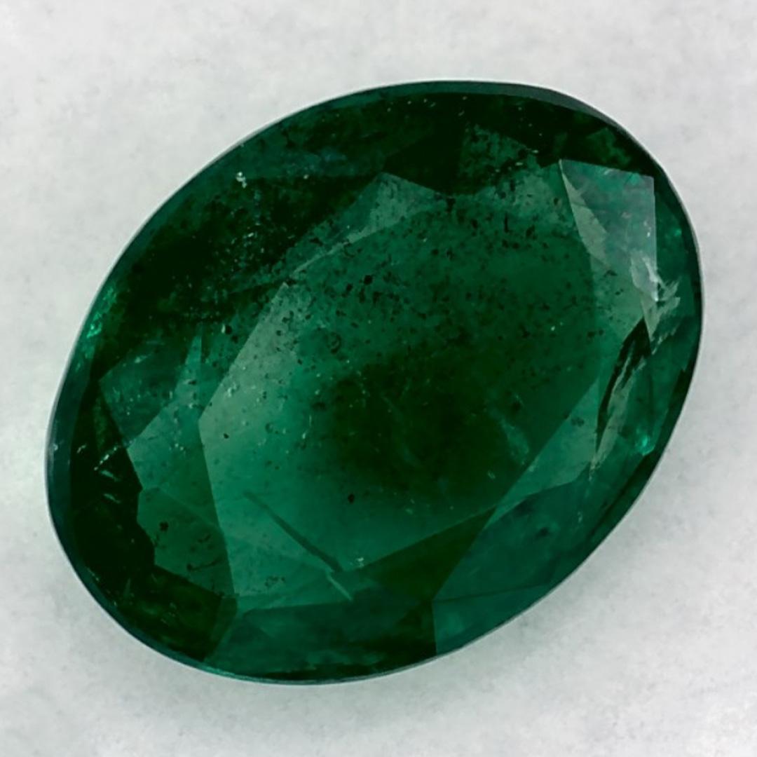Taille ovale 1.35 Ct Emerald Oval Loose Gemstone (pierre précieuse en vrac) en vente
