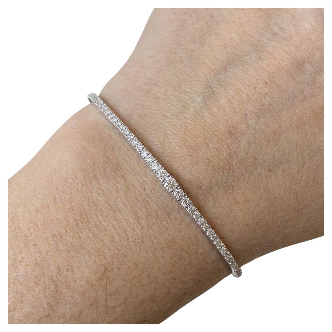 Bracelet en or blanc 14k avec gradation de 1,35 ct de diamant Naturel
