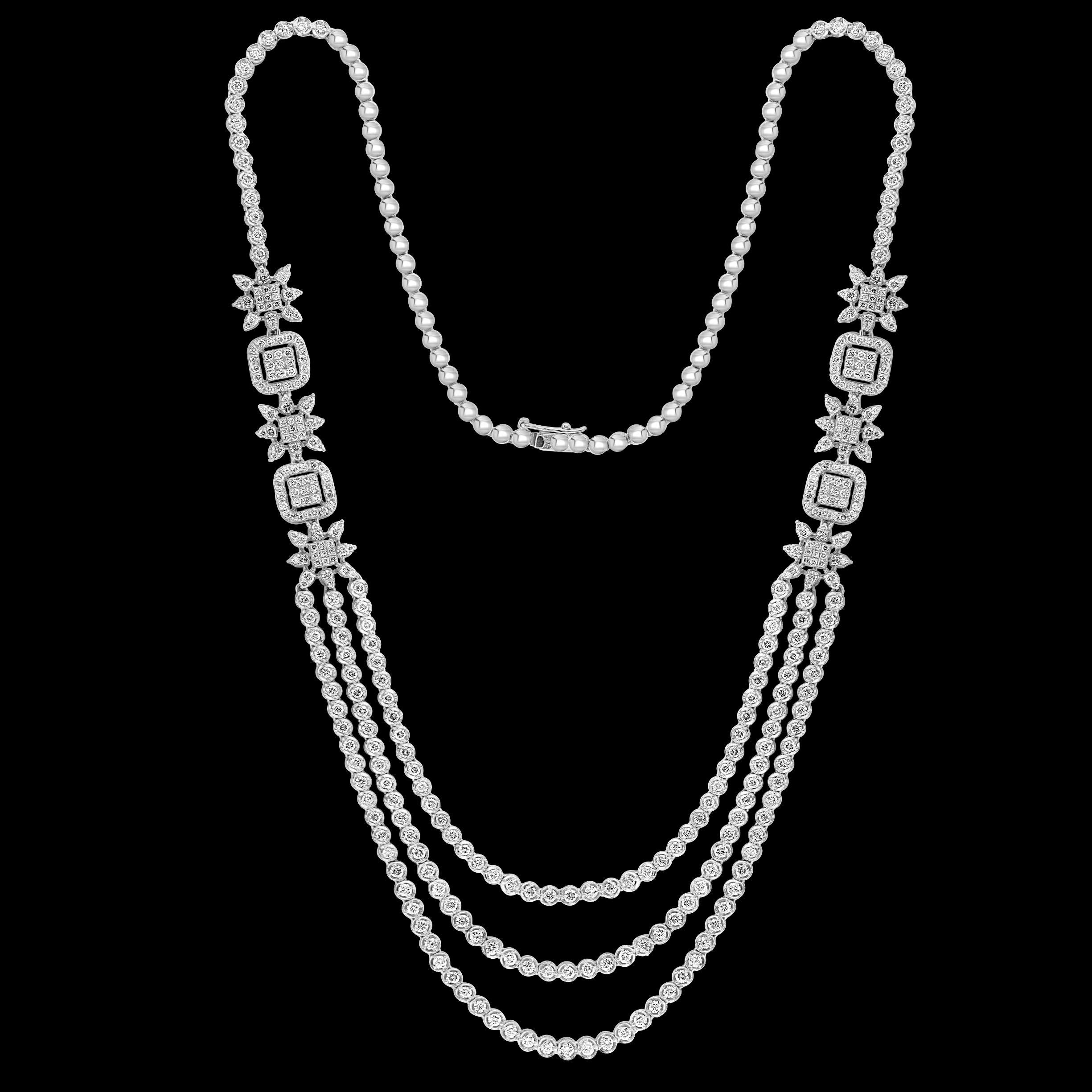 Diese Diamant-Halskette ist perfekt, um auf Kleider und Kleider zu tragen. Diamanten sind von fineVS1  qualität mit 18k Gold.
13.5 Ct VS1 Diamant Dreistufige Halskette in 18 Karat Weißgold 
länge von  lagen 20, 22, 24 Zoll lang 
Diese