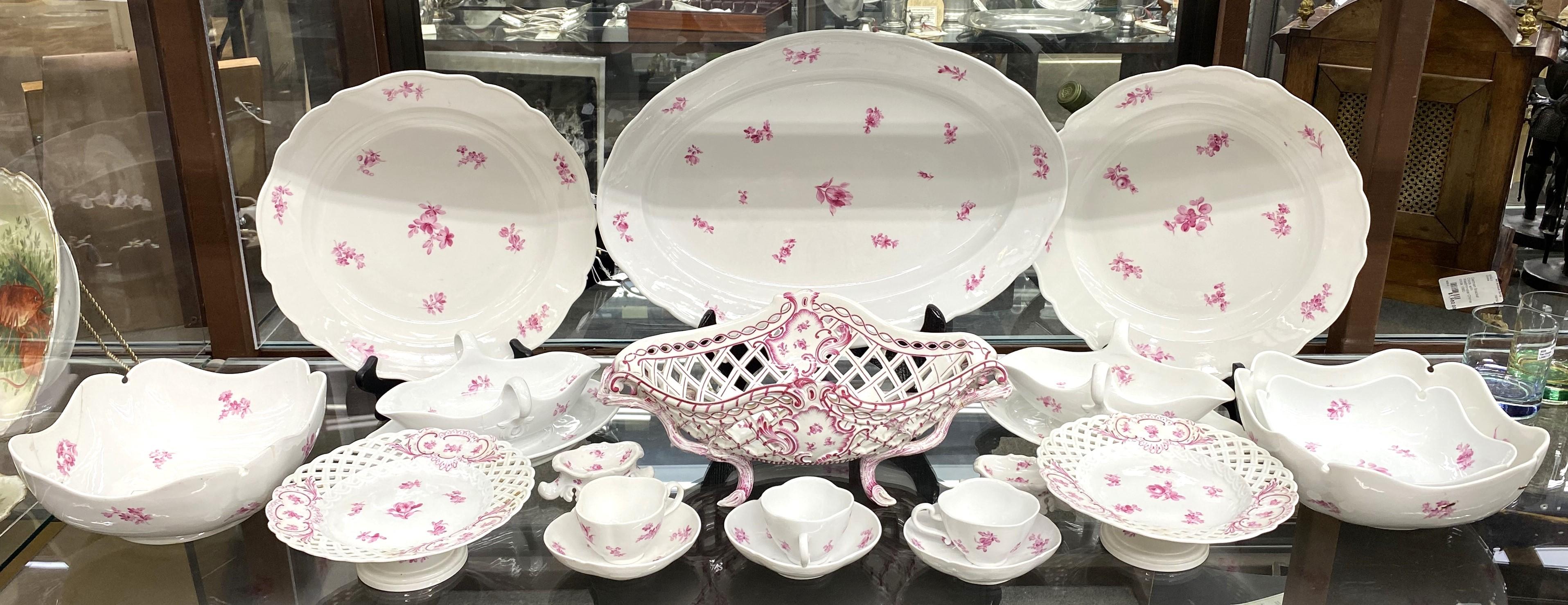 Vajilla de 135 piezas de Meissen Porcelain Pintado a mano en venta