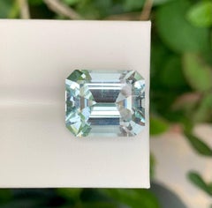 13.50 Carat Natural Loose Light Blue Aquamarine Emerald Cut Pakistani Gemstone