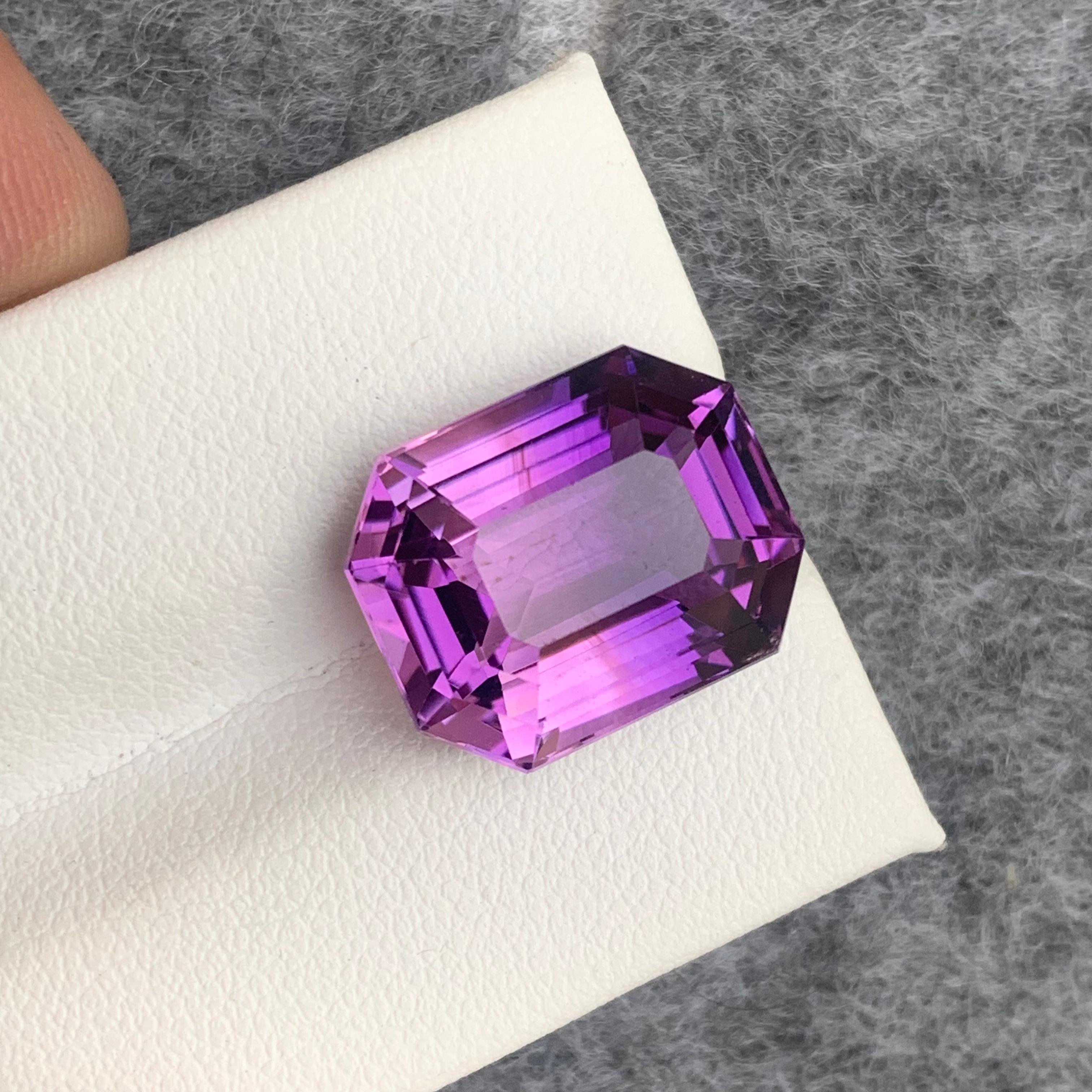 Arts and Crafts 13.50 Carat Natural Loose Purple Amethyst Gemstone For Sale