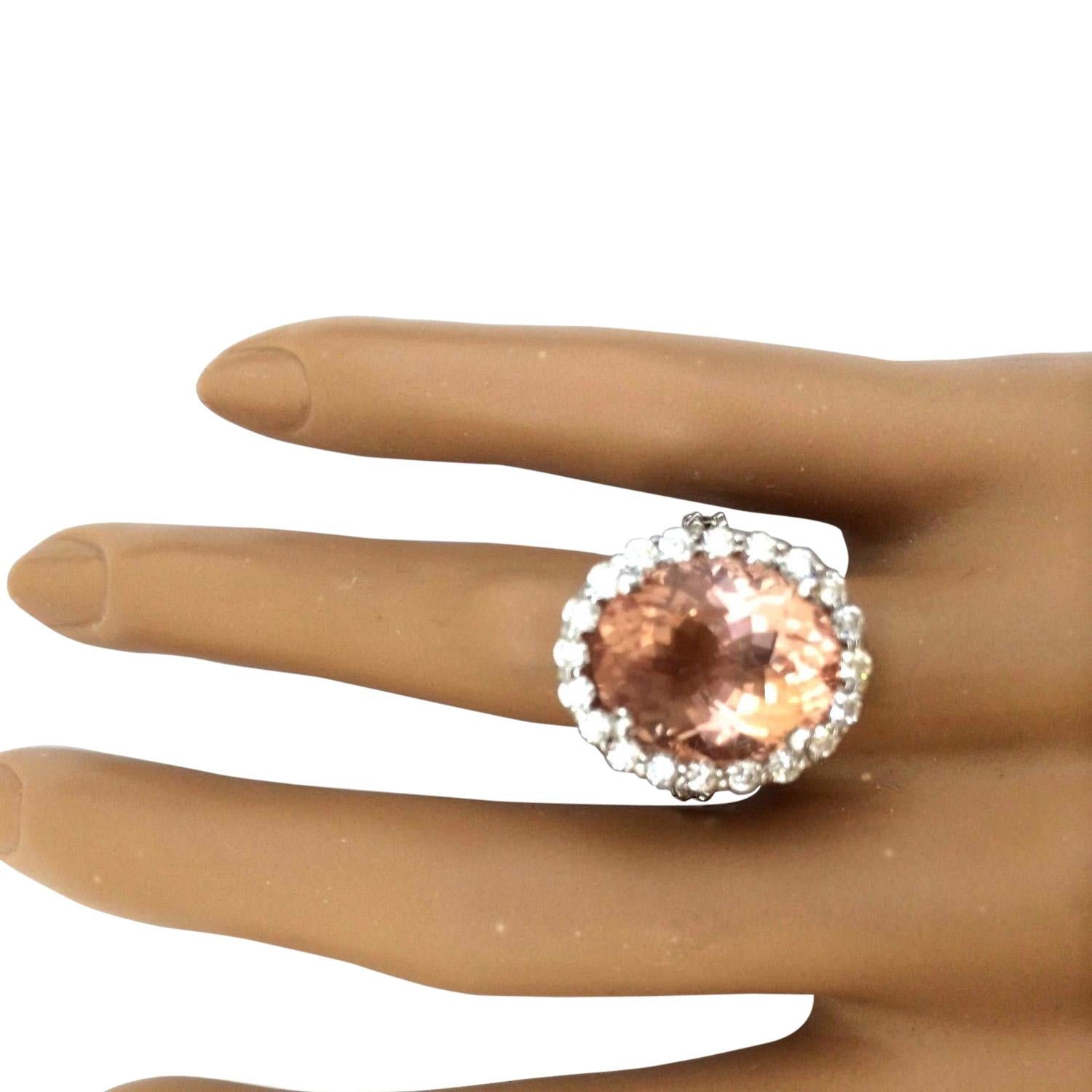 13.50 Carat Natural Morganite 14 Karat Solid White Gold Diamond Ring In New Condition For Sale In Los Angeles, CA