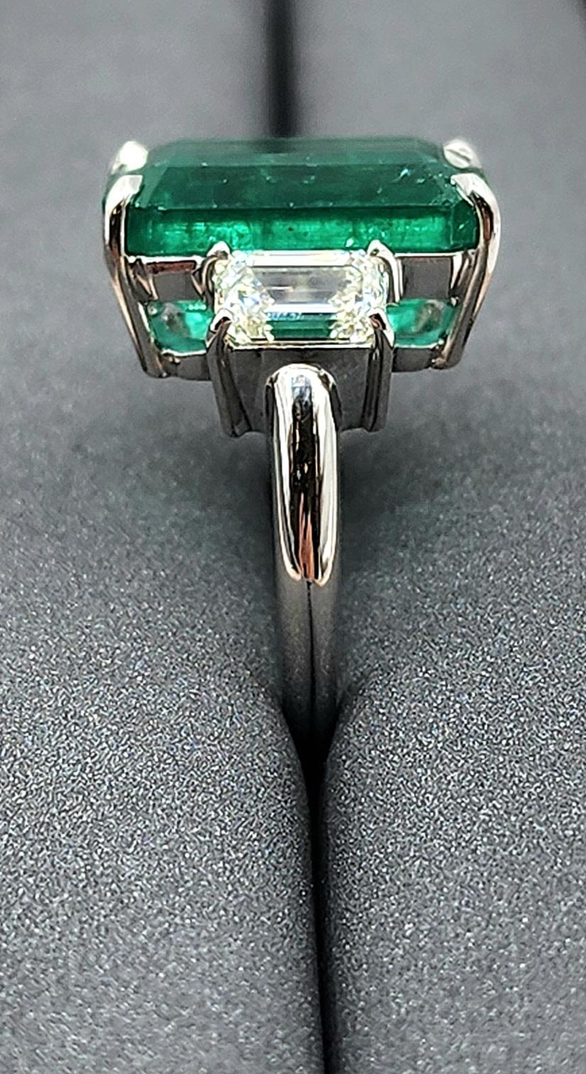 Emerald Cut 13.50 ct GIA Certified Natural Zambian Emerald & Diamond Ring For Sale