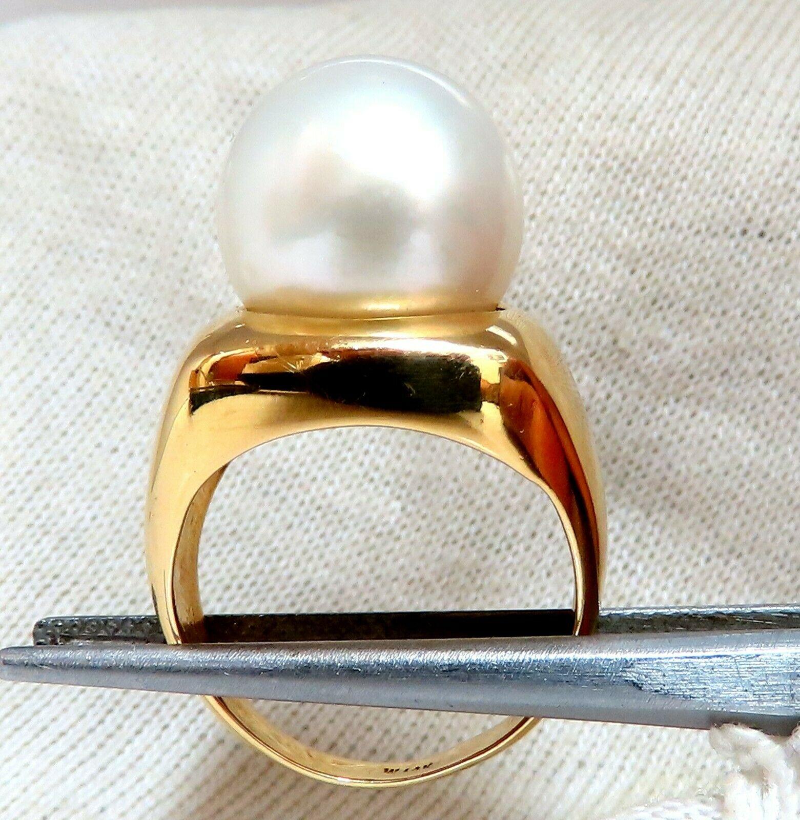 Akoya Pearl Ring 14 Karat In New Condition In New York, NY