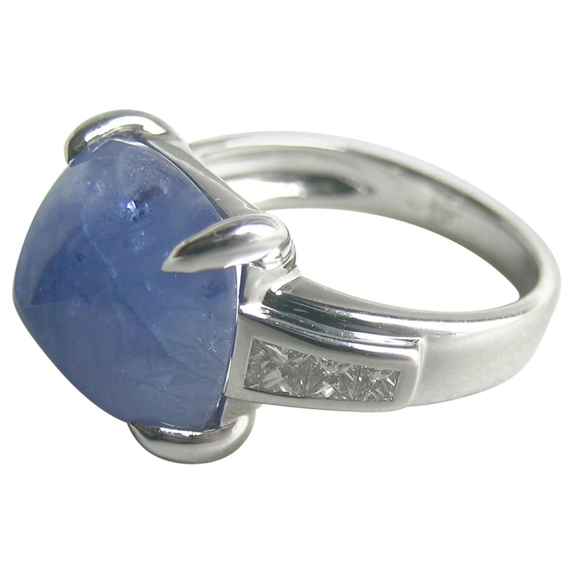 13.53 Carat Sugar Loaf Blue Sapphire, 18 Karat White Gold and Diamond Men's Ring For Sale