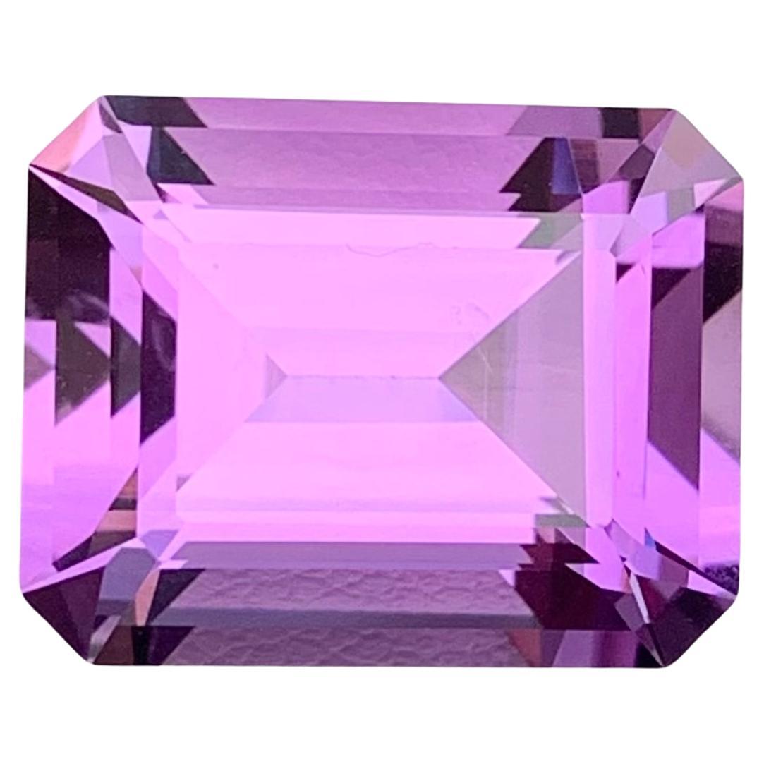 13.55 Carat Exquisite Natural Loose Amethyst Emerald Shape Gem For Necklace