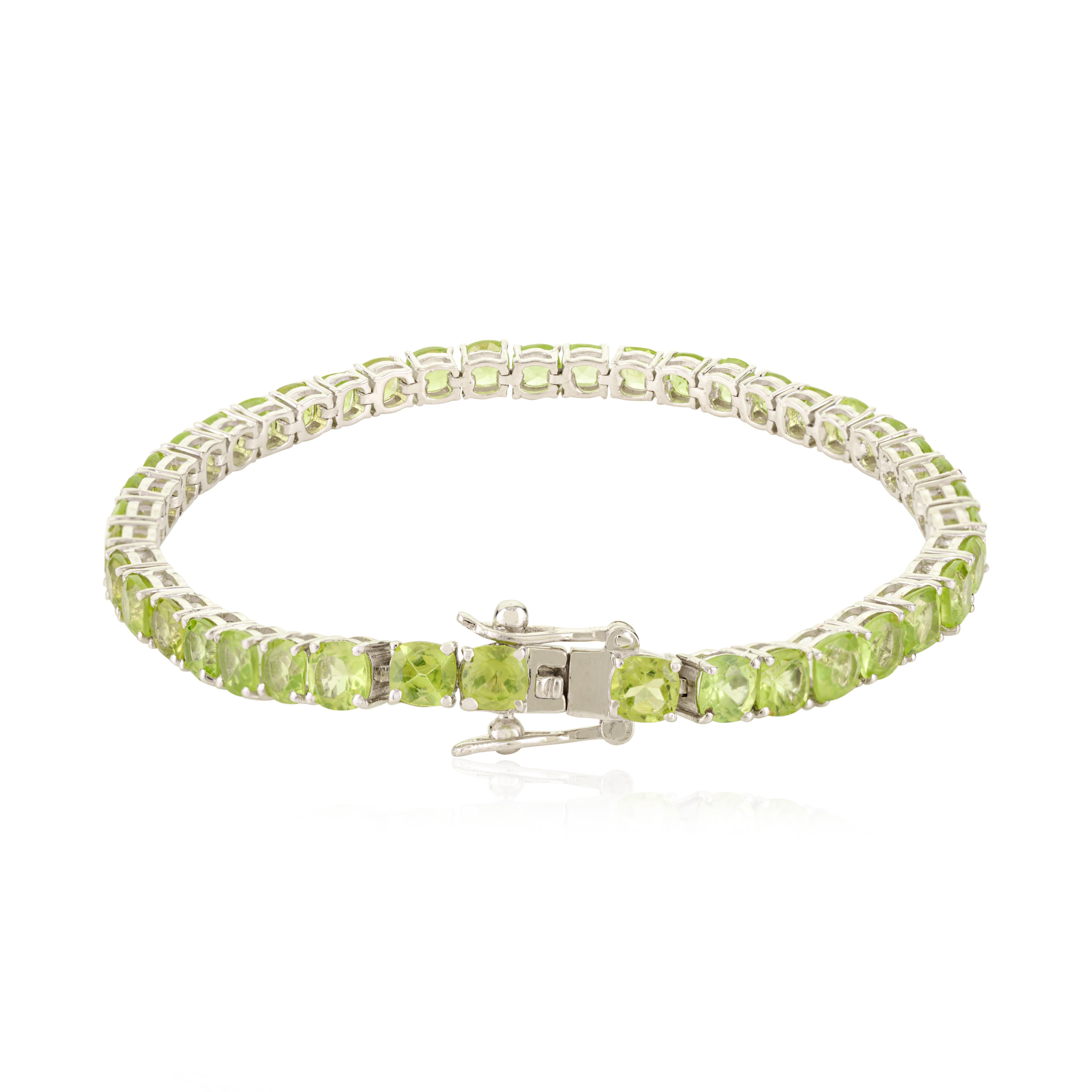 13,56 CTW Luxus Peridot Feines Edelstein-Tennis-Armband in Silber Schmuck Geschenk im Zustand „Neu“ im Angebot in New York, NY