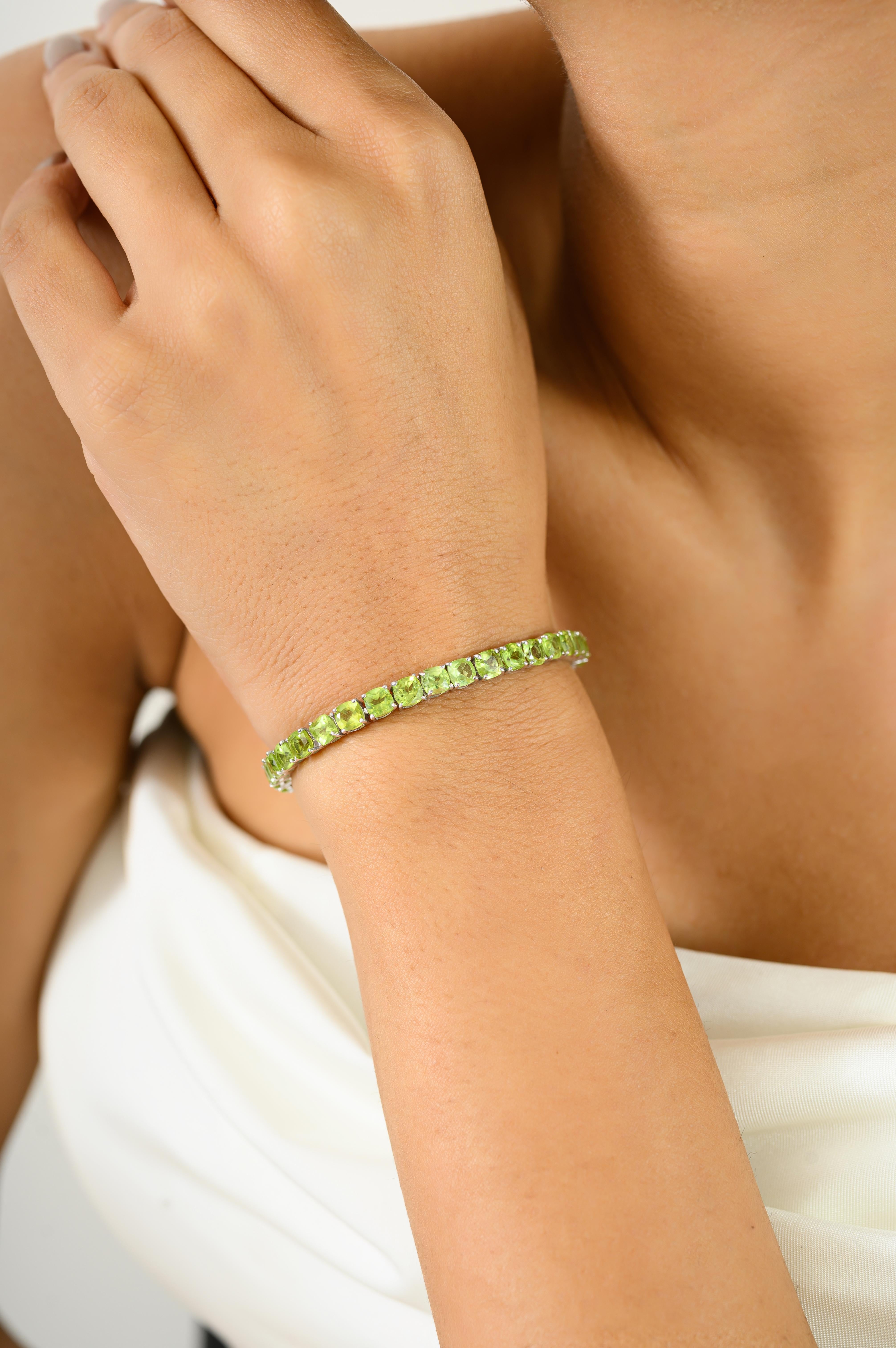 13,56 CTW Luxus Peridot Feines Edelstein-Tennis-Armband in Silber Schmuck Geschenk Damen im Angebot