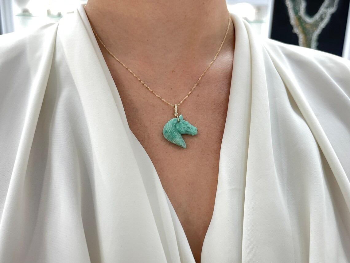 13.57ct 14K Hand Carved Natural Colombian Emerald Rough Horse Pendant Necklace For Sale 1