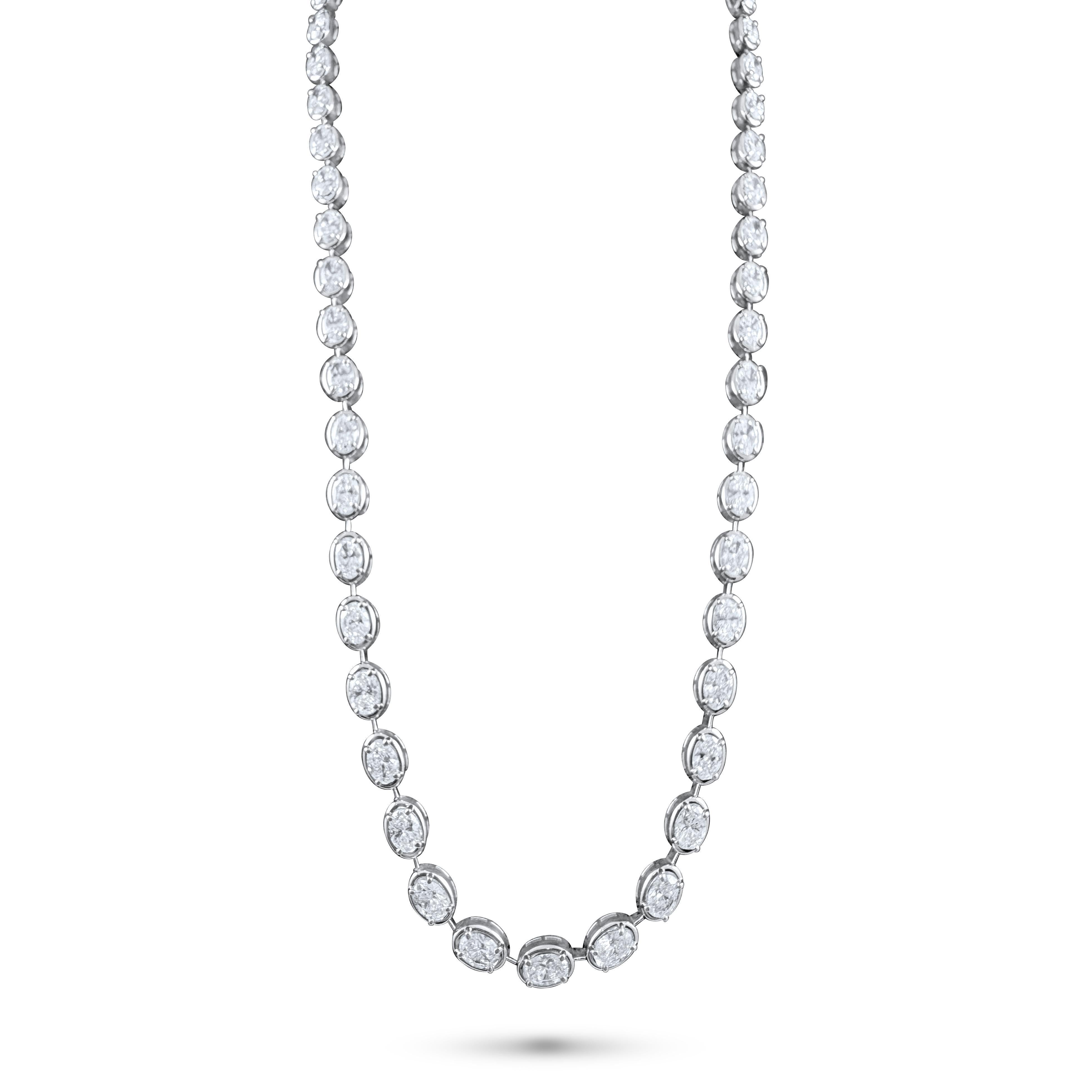 13.58 Quilates , Engastado en Bisel, Collar de Tenis de Diamantes Ovalados en Oro Blanco de 14K Corte oval en venta