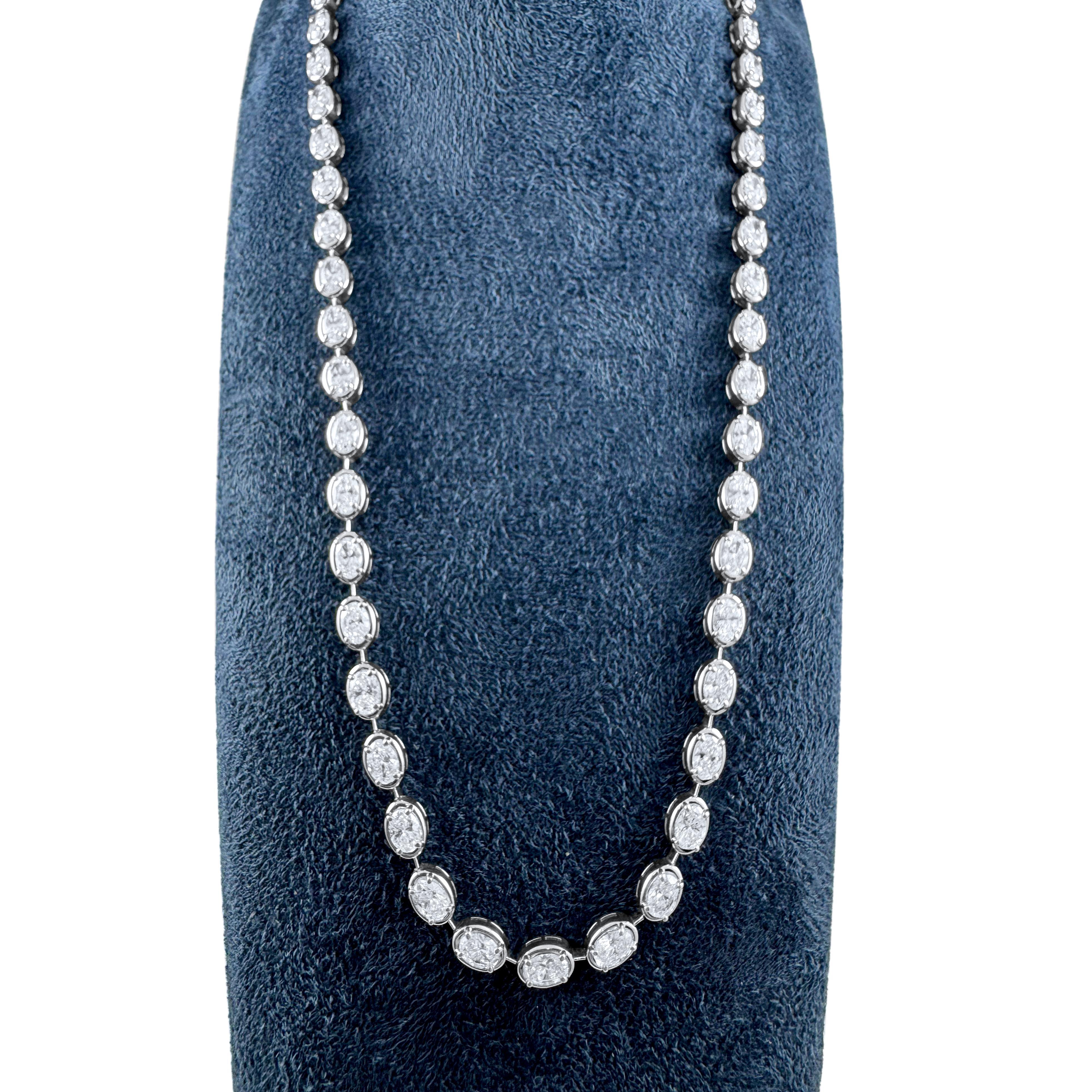 13.58 Quilates , Engastado en Bisel, Collar de Tenis de Diamantes Ovalados en Oro Blanco de 14K en venta 1