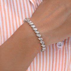 13.59 Carat SI Clarity HI Color Pear Diamond Tennis Bracelet 14 Karat White Gold