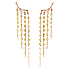 Boucles d'oreilles manchette en diamant jaune fantaisie 13,59 carats par Juhi