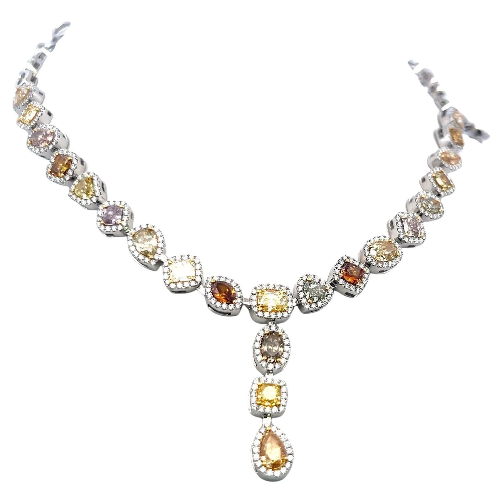 13.59ct Multi-Color Oval
Round Diamond 18K White Gold Vintage Link Necklace