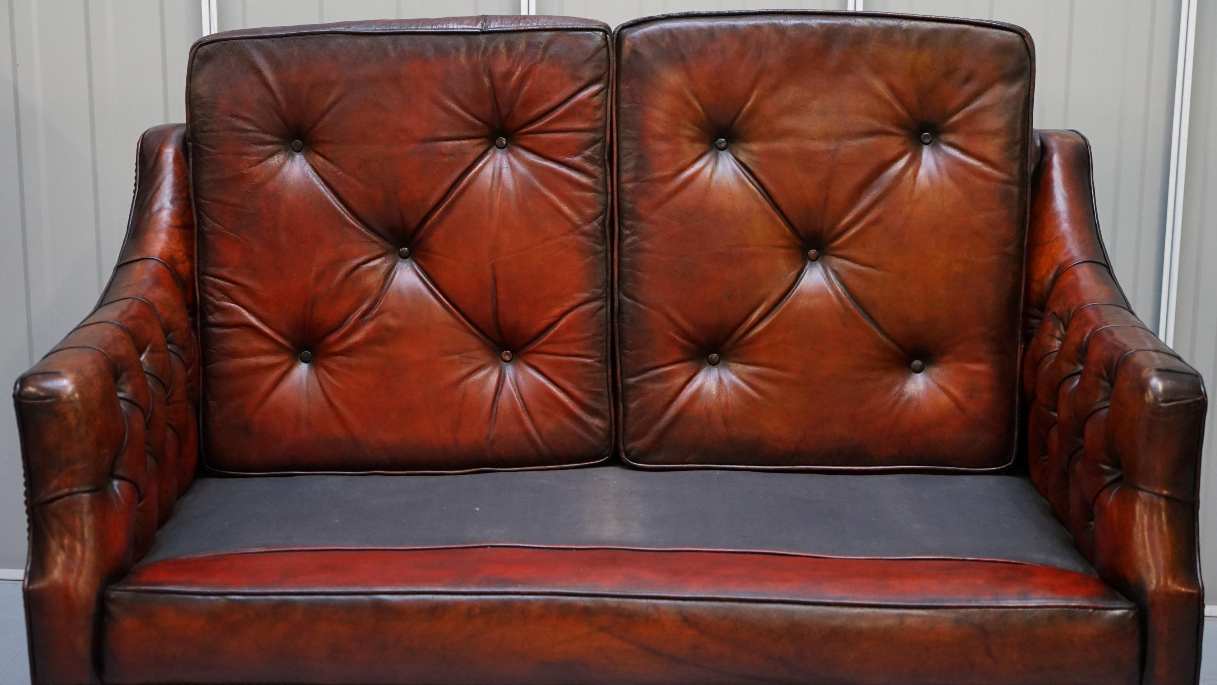 Fully Restored Whisky Brown Leather Lutyen's Viceroy Sofa, circa 1900  For Sale 10